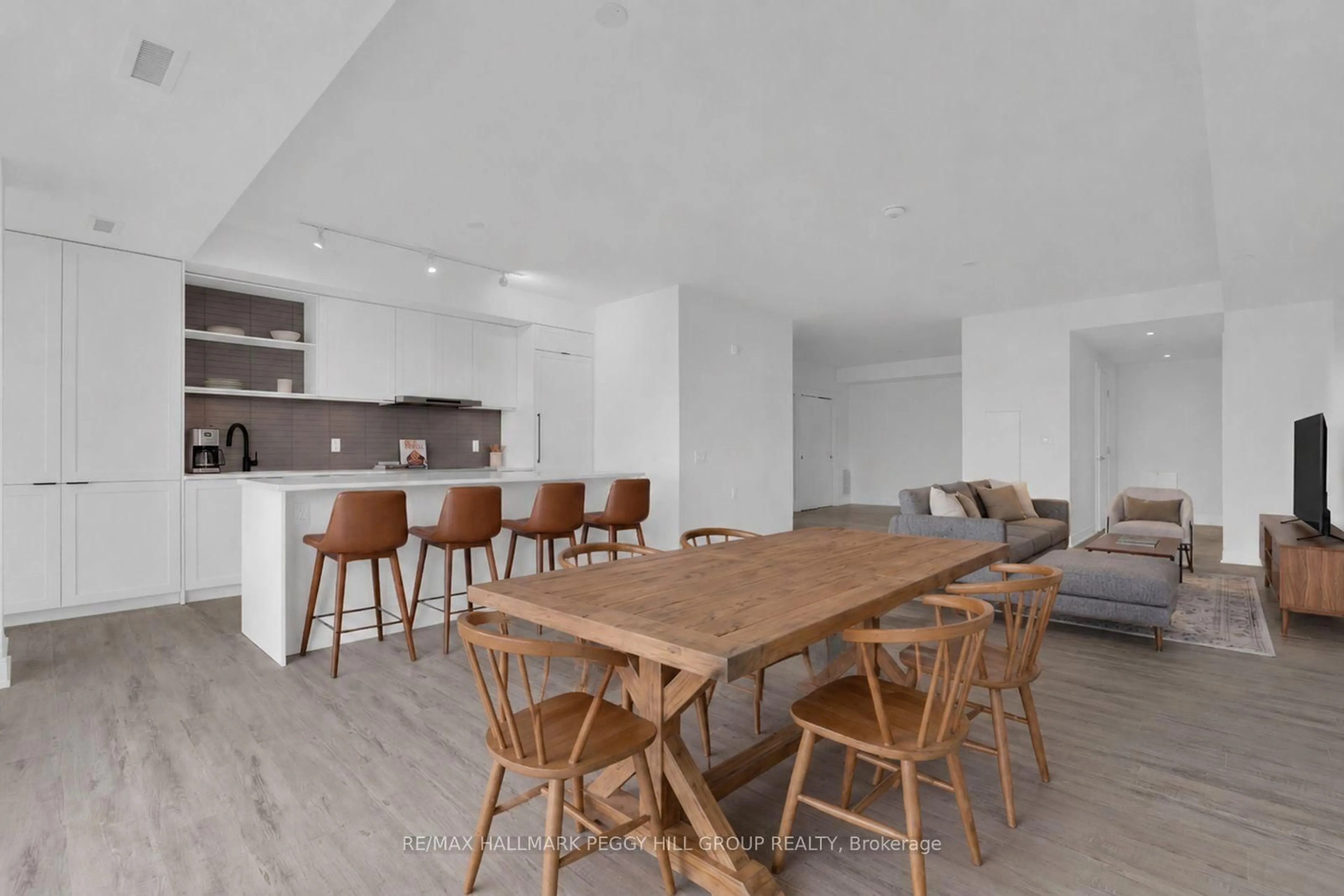 Open concept kitchen, unknown for 185 Dunlop St #623, Barrie Ontario L4M 0L7