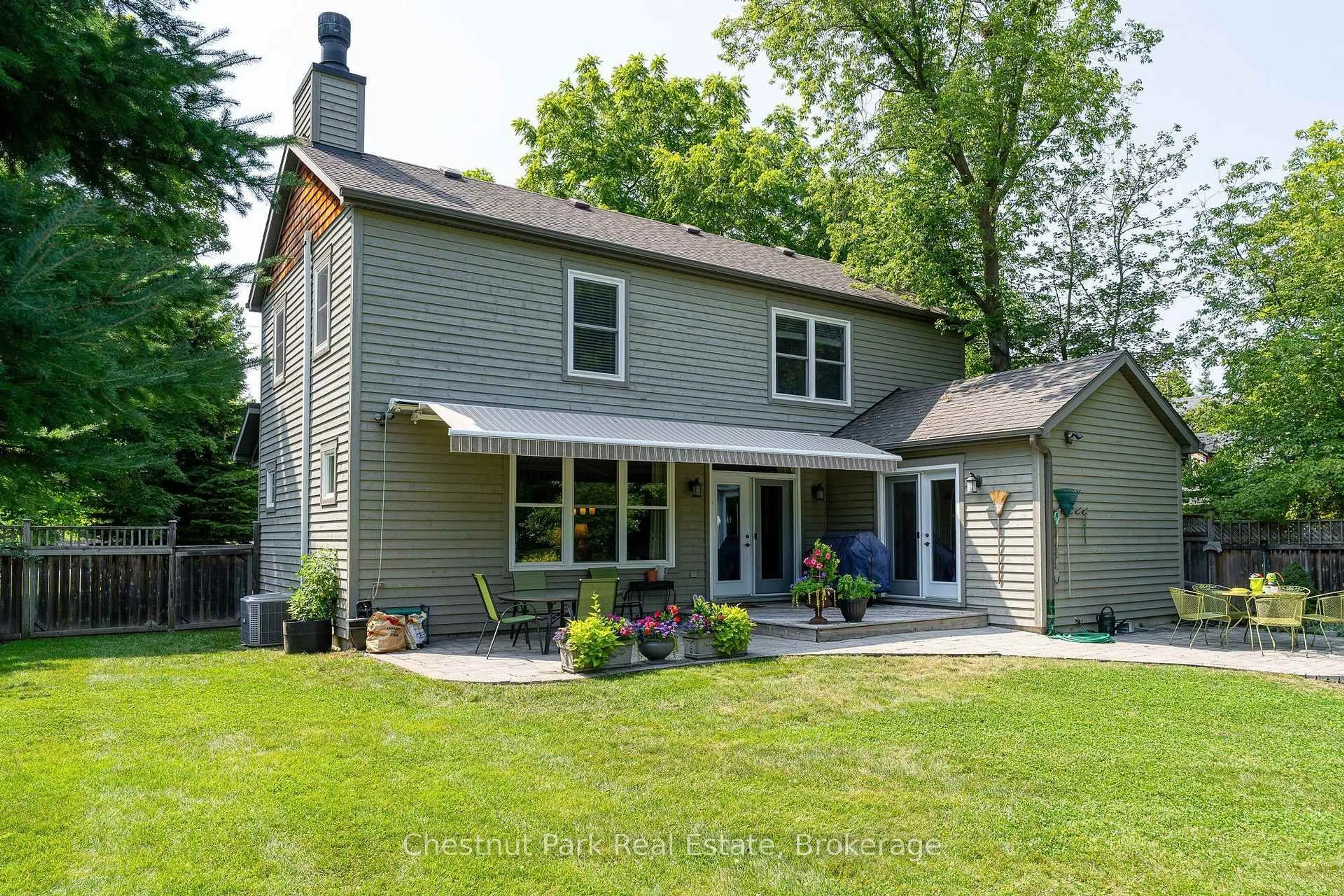 Unknown for 71 Hickory St, Collingwood Ontario L9Y 3E7