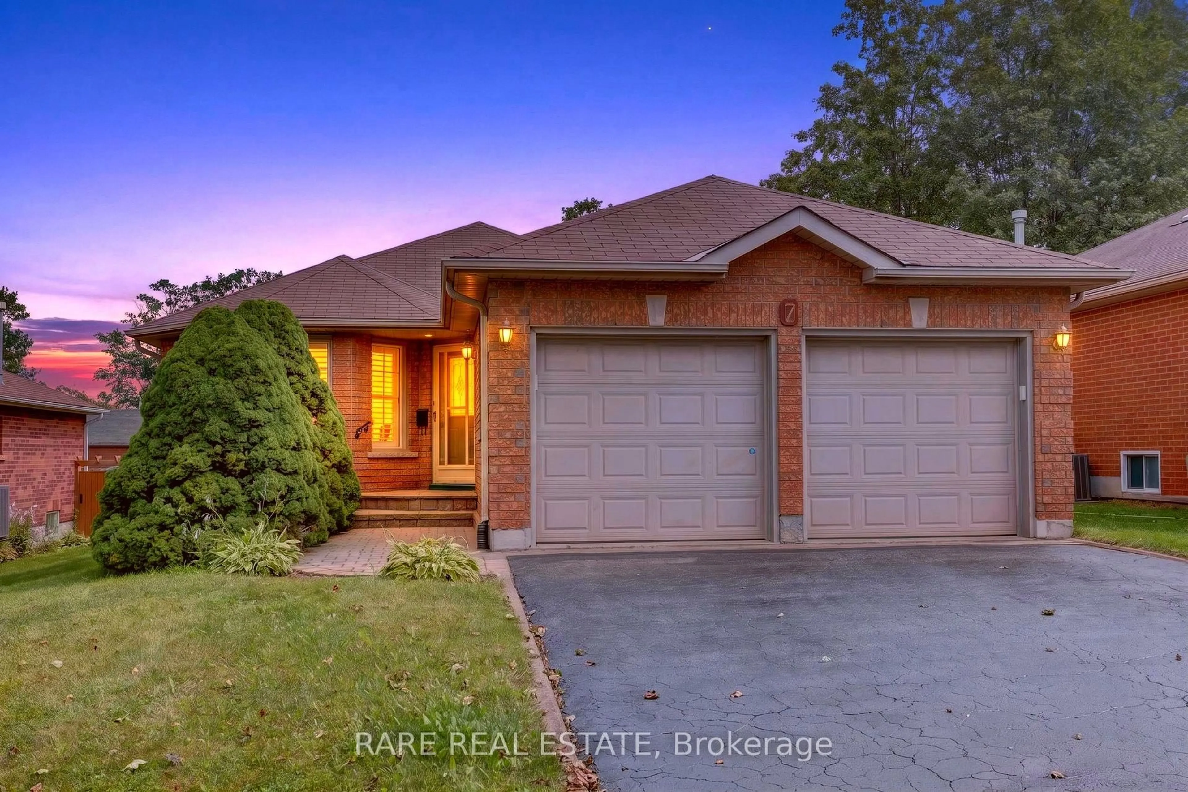 Home with brick exterior material, street for 7 Longman Dr, Barrie Ontario L4N 7E5
