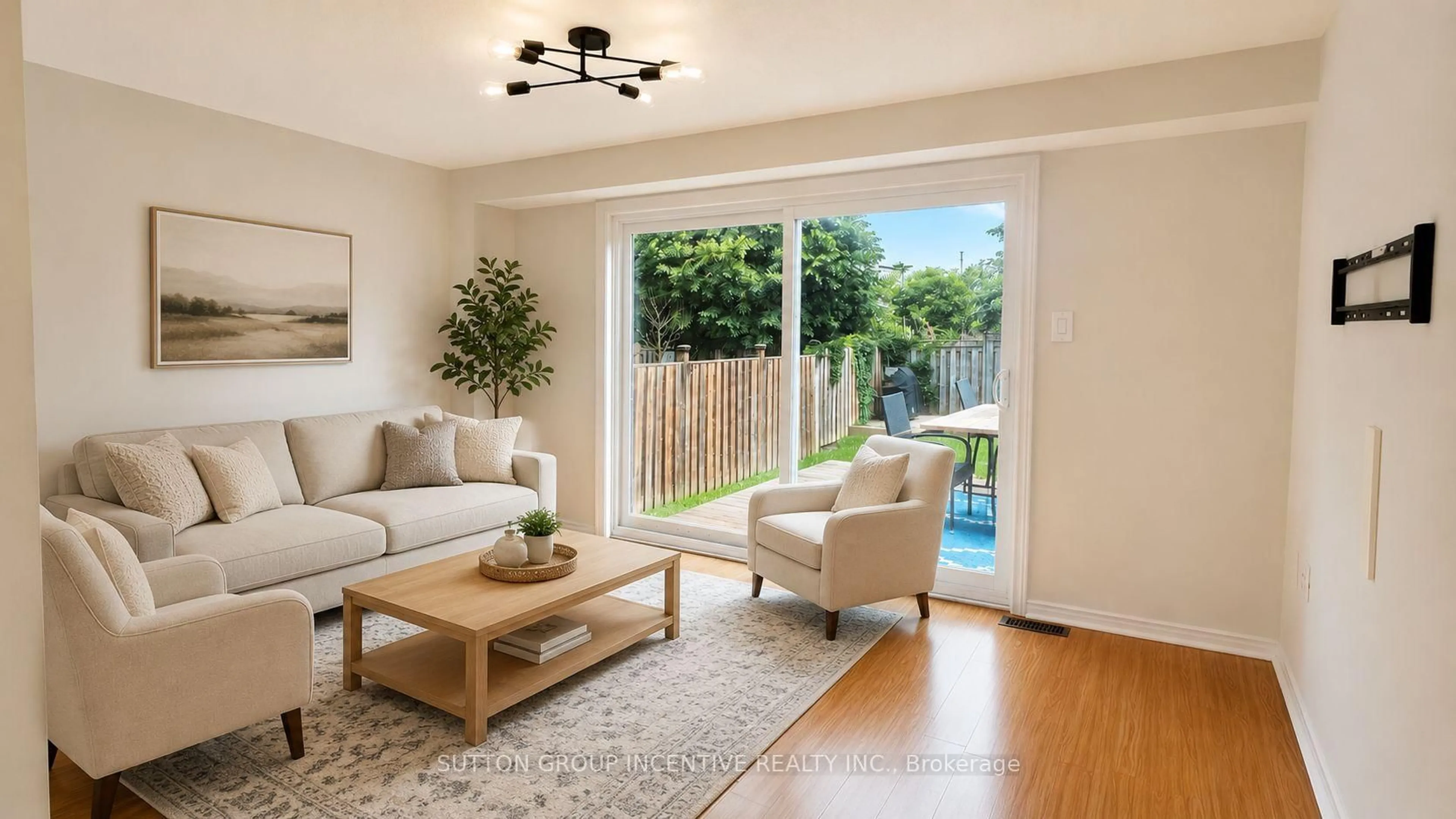 Living room with furniture, wood/laminate floor for 25 Lions Gate Blvd, Barrie Ontario L4M 7E3