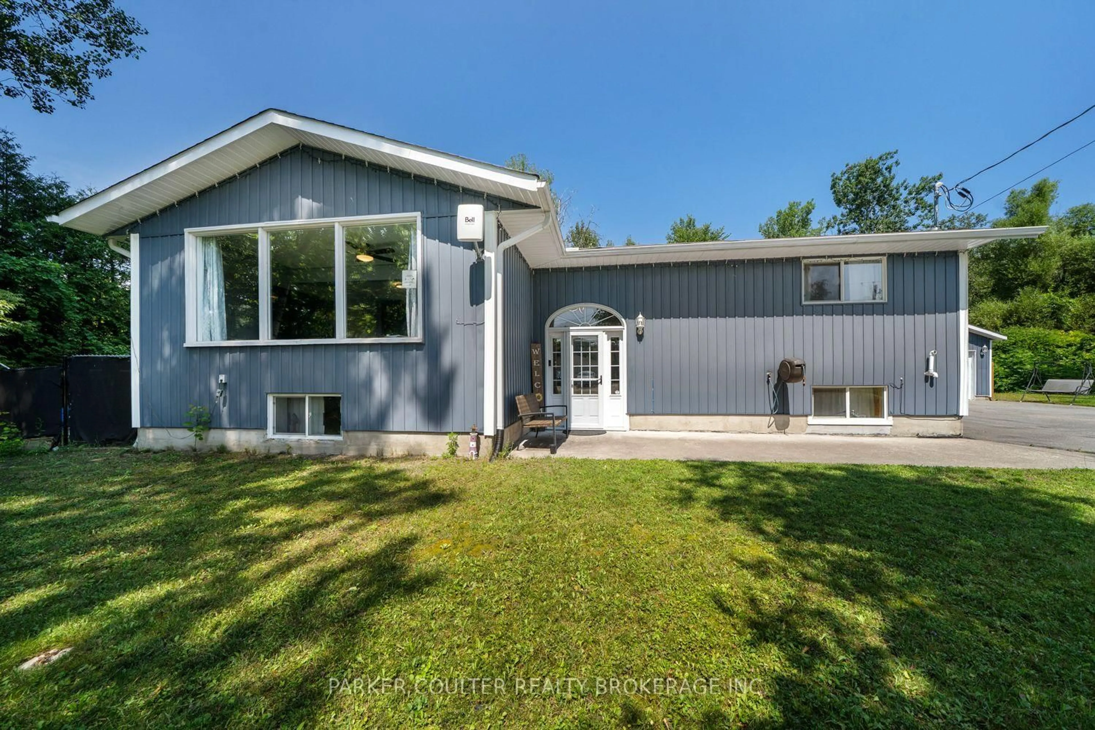 Home with vinyl exterior material, unknown for 376 Wardell St, Tay Ontario L0K 1R0