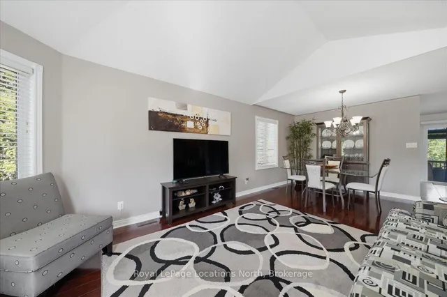 402 Ramblewood Dr, Wasaga Beach 5