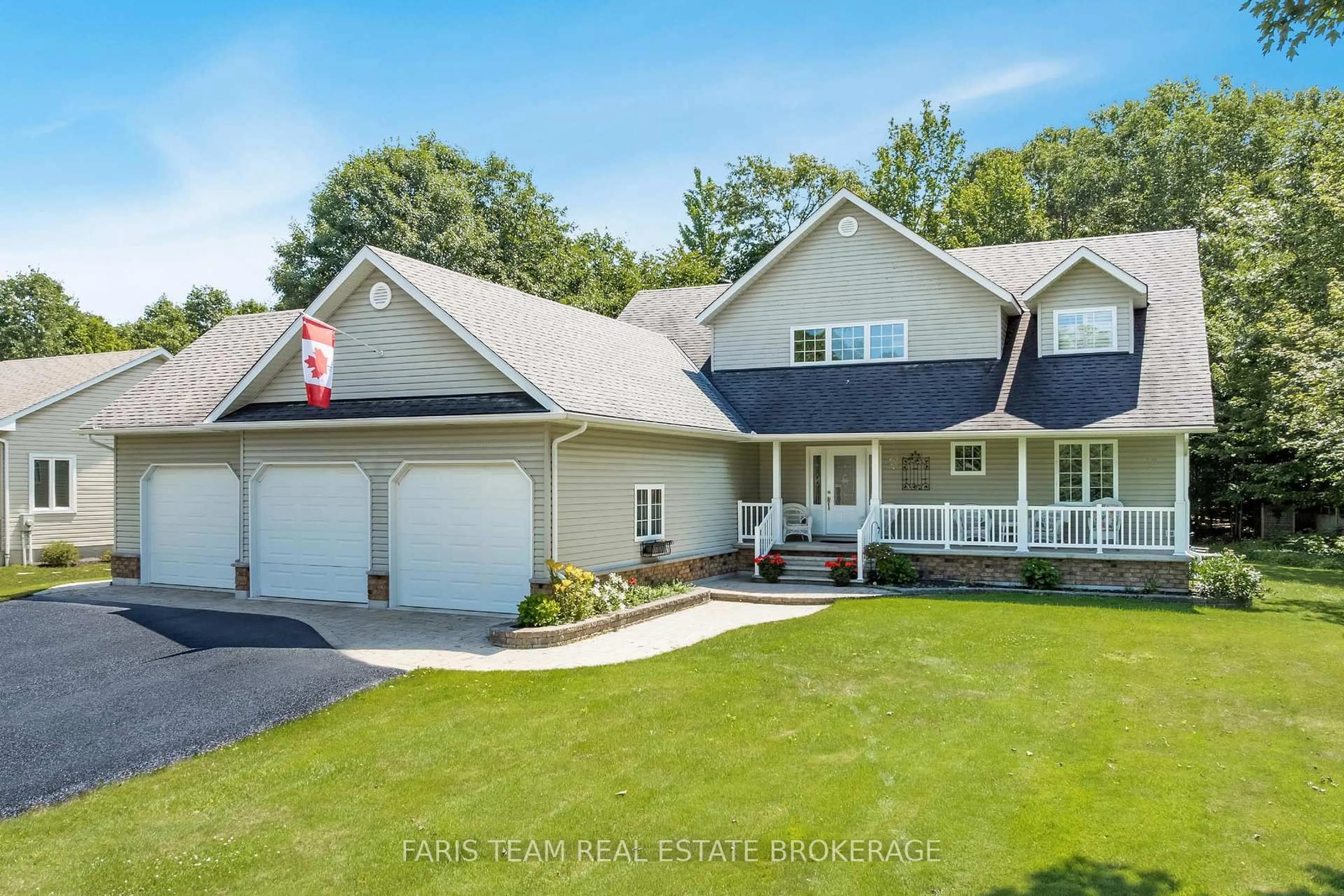 Home with vinyl exterior material, unknown for 91 Maryjane Rd, Tiny Ontario L0L 2T0