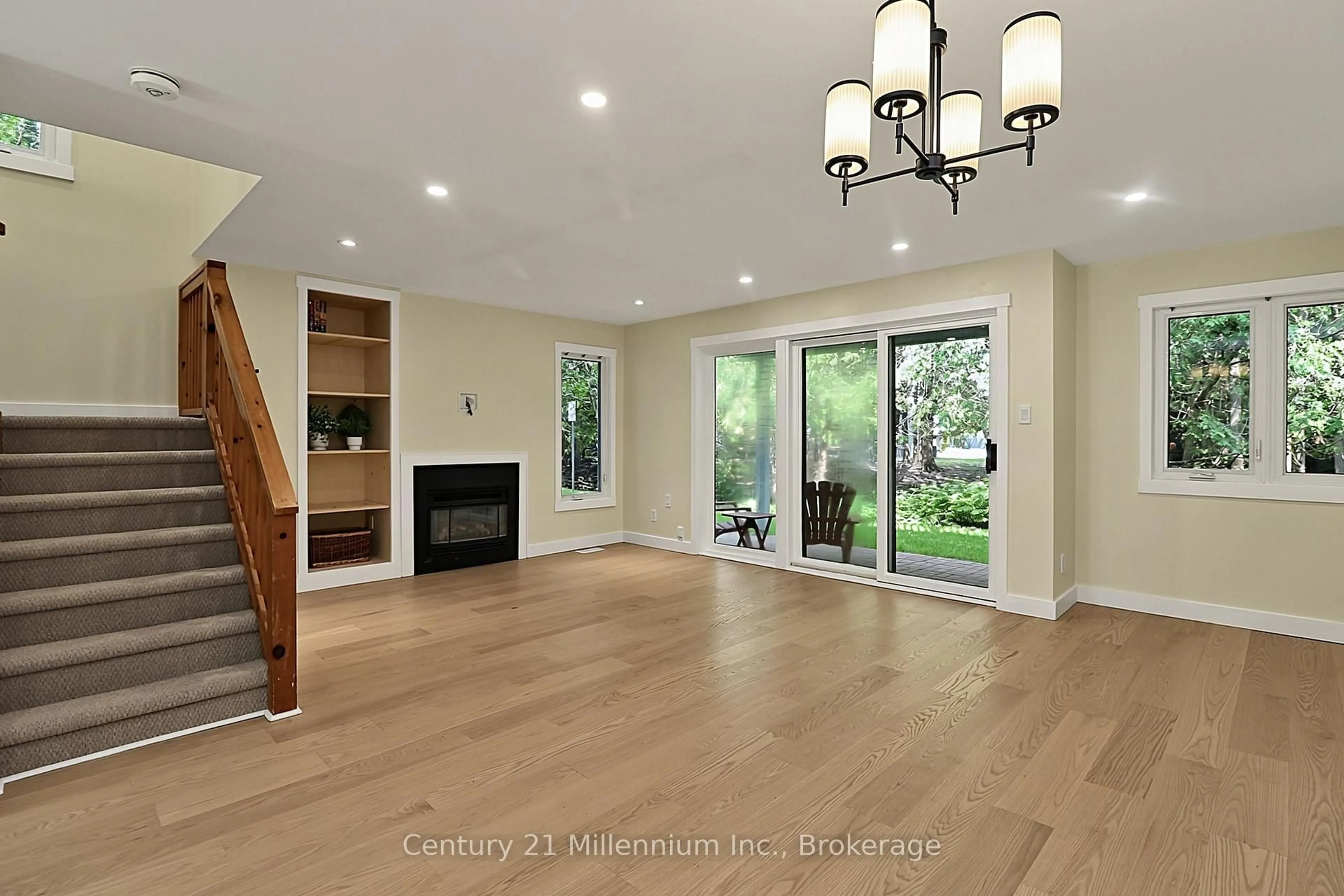 Unknown for 127 Fairway Cres #28, Collingwood Ontario L9Y 5B4