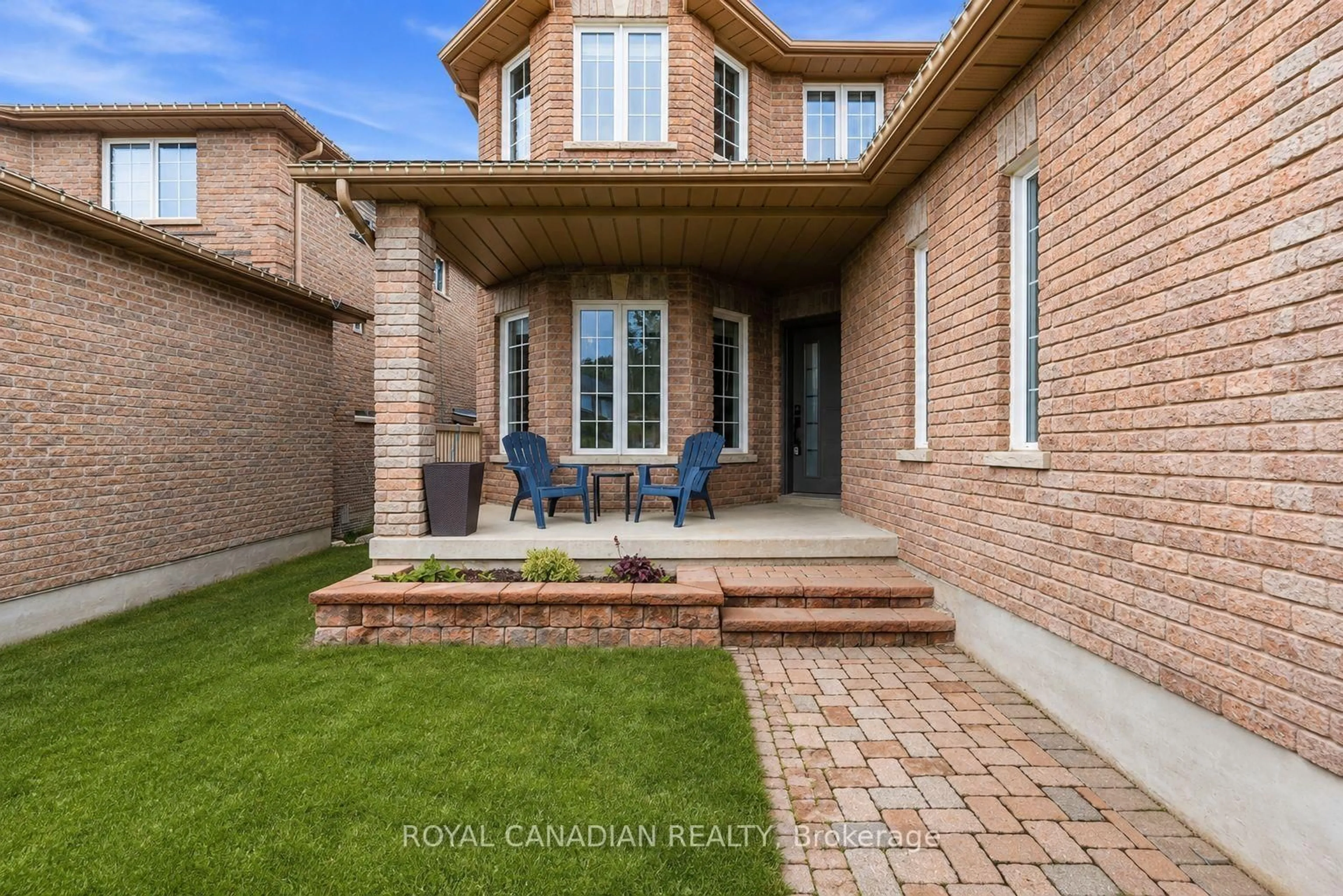 Home with brick exterior material, street for 264 Country Lane, Barrie Ontario L4N 0Y3