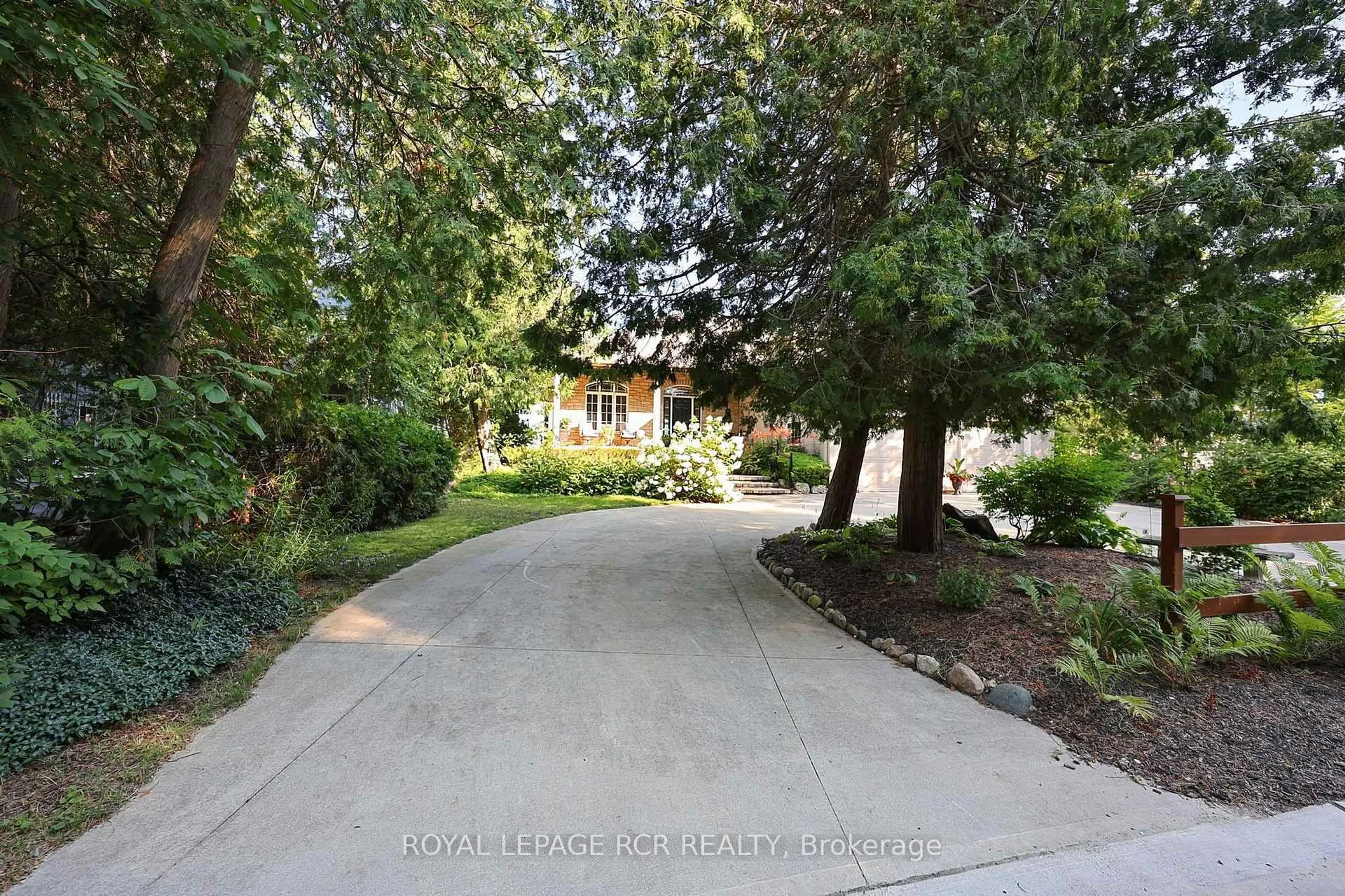 Unknown for 1068 Shore Lane, Wasaga Beach Ontario L9Z 2A1