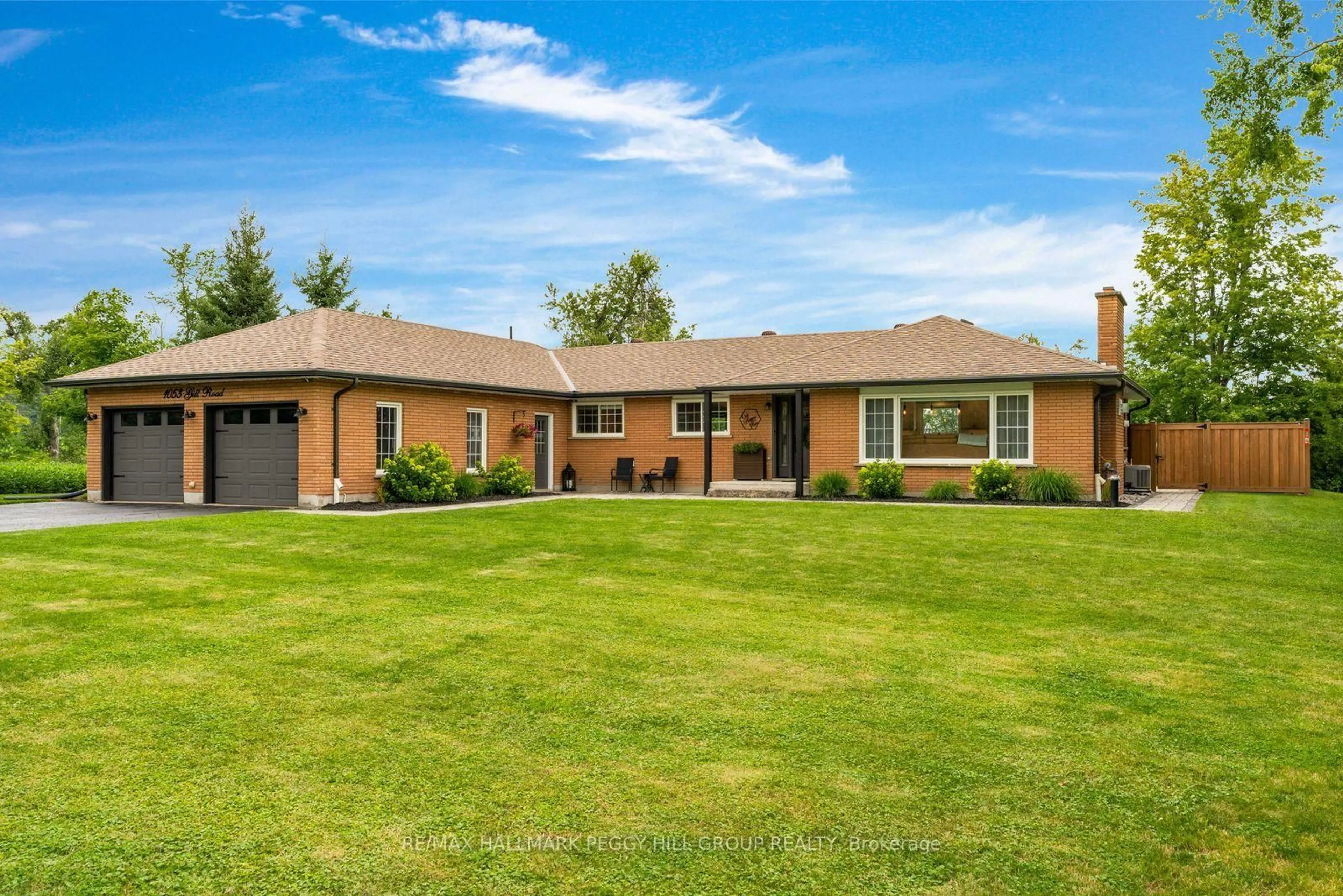 Home with brick exterior material, unknown for 1053 Gill Rd, Springwater Ontario L9X 1M1
