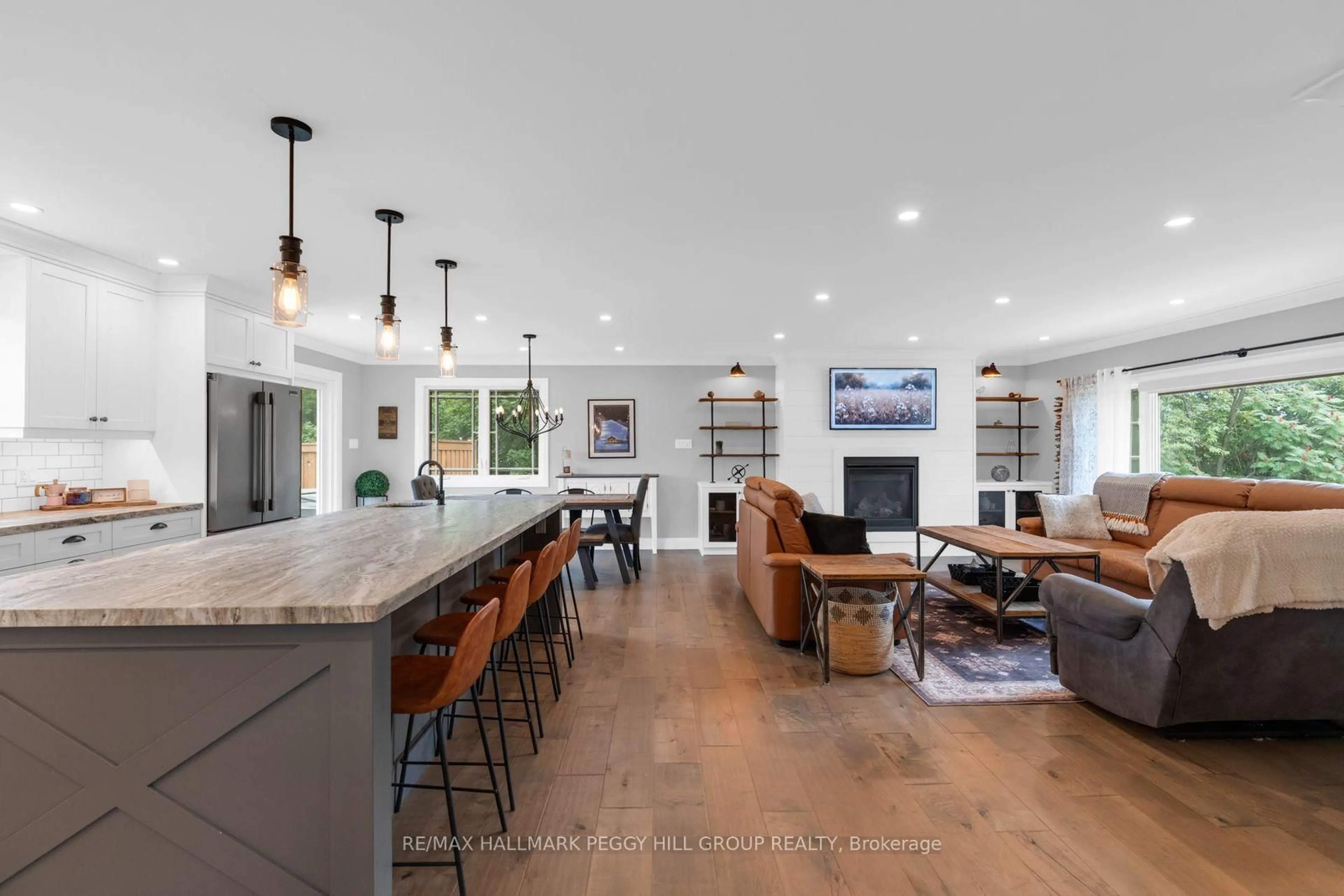 Open concept kitchen, unknown for 1053 Gill Rd, Springwater Ontario L9X 1M1