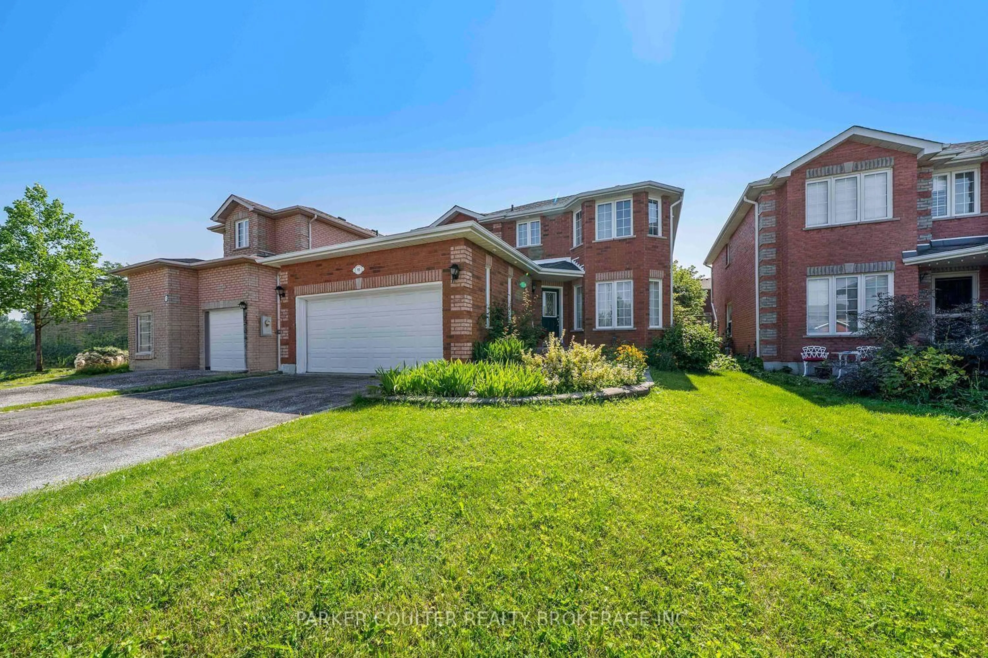 Home with brick exterior material, street for 15 Shaina Crt, Barrie Ontario L4N 9S6