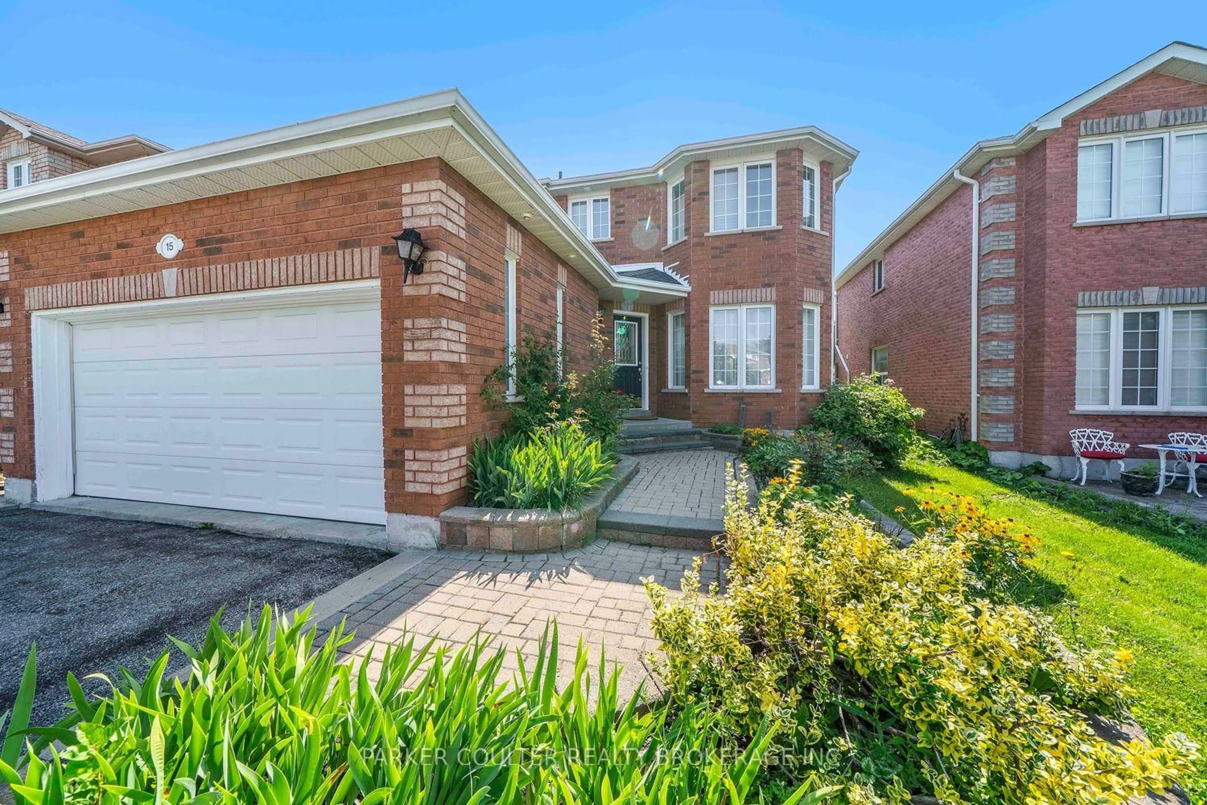 Home with brick exterior material, street for 15 Shaina Crt, Barrie Ontario L4N 9S6