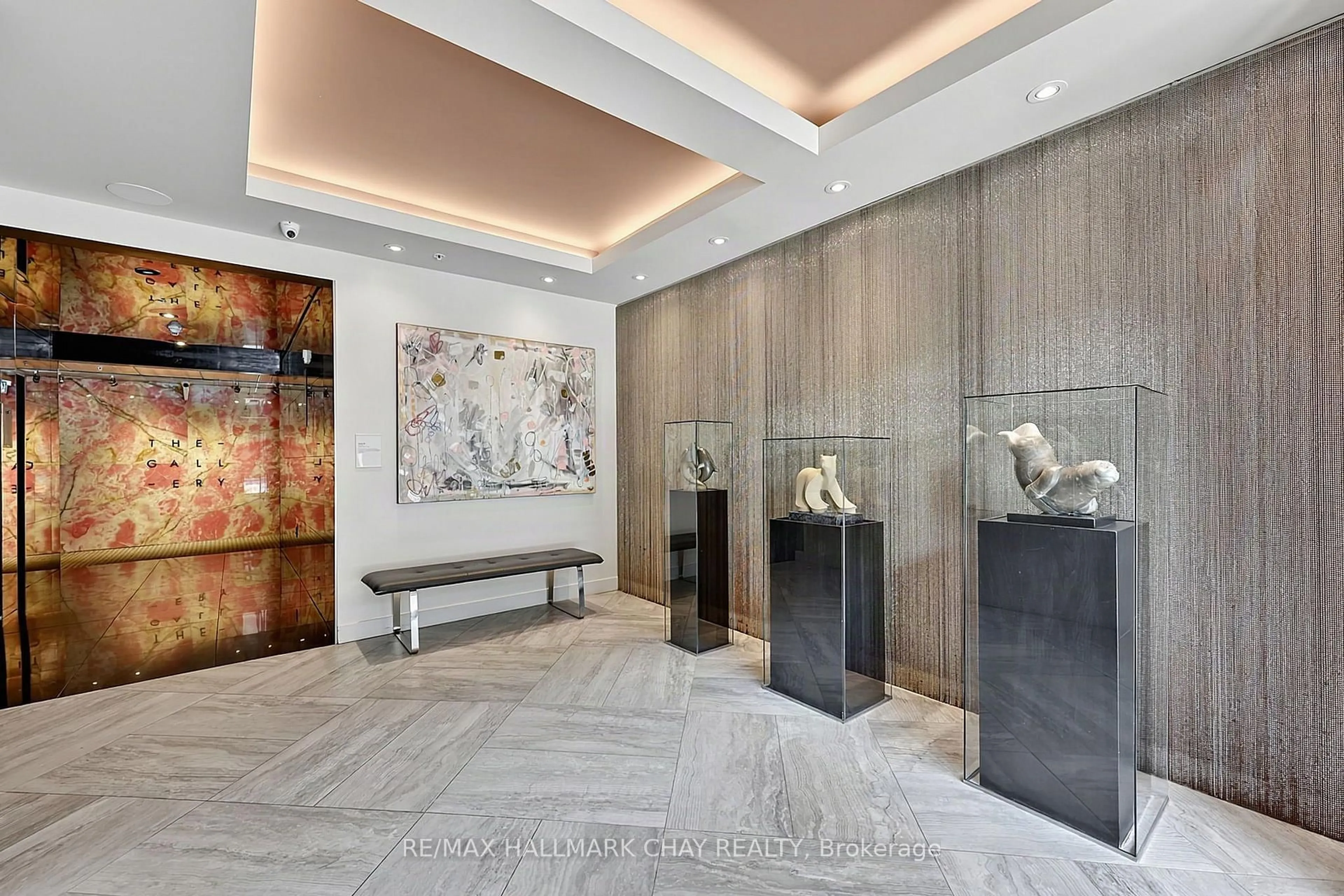 Indoor foyer for 300 Essa Rd ##304, Barrie Ontario L4N 9Y4
