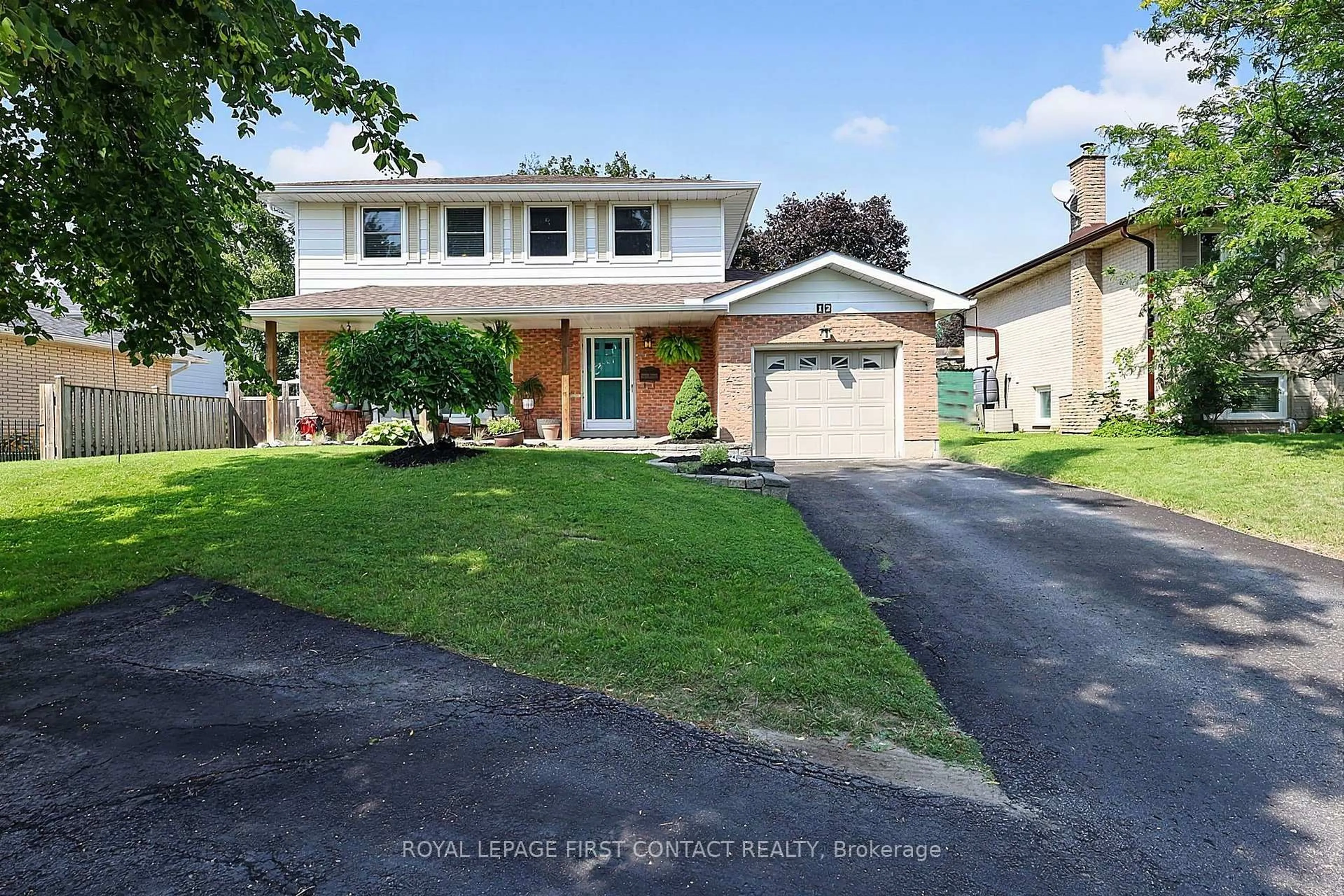 Unknown for 12 Davies Cres, Barrie Ontario L4M 2M3