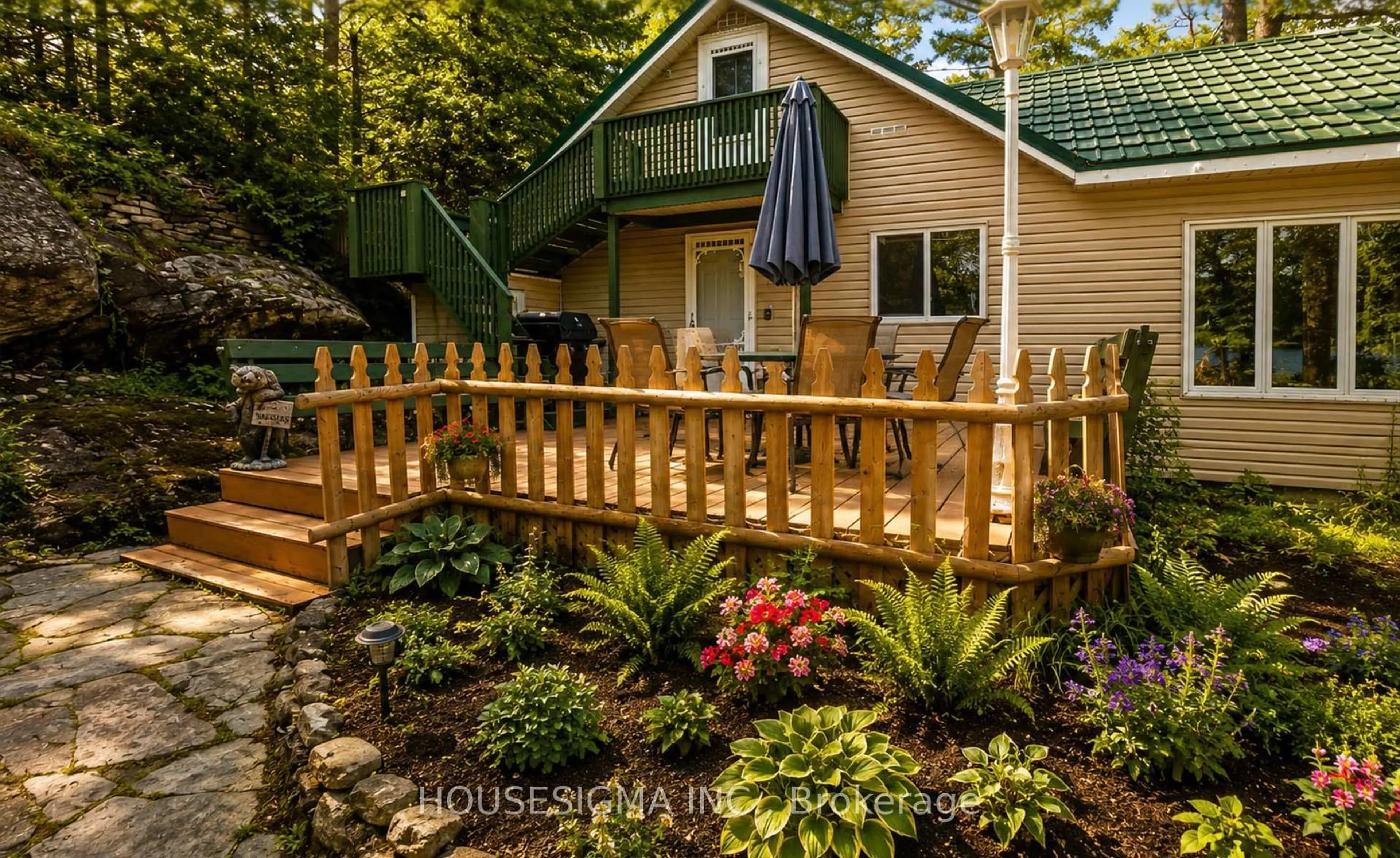 Patio, unknown for 8122 Laidlaw Ave, Ramara Ontario L0K 2B0