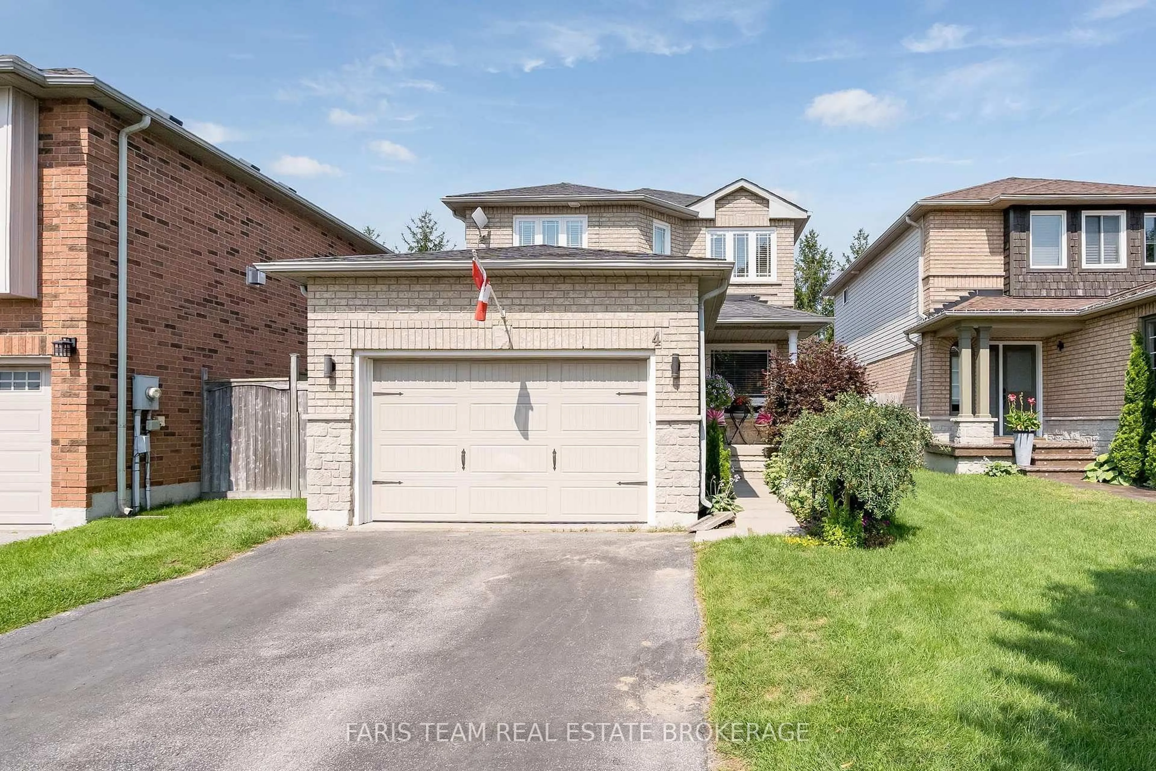 Home with brick exterior material, street for 4 Bluegrass Dr, Barrie Ontario L4N 9N6
