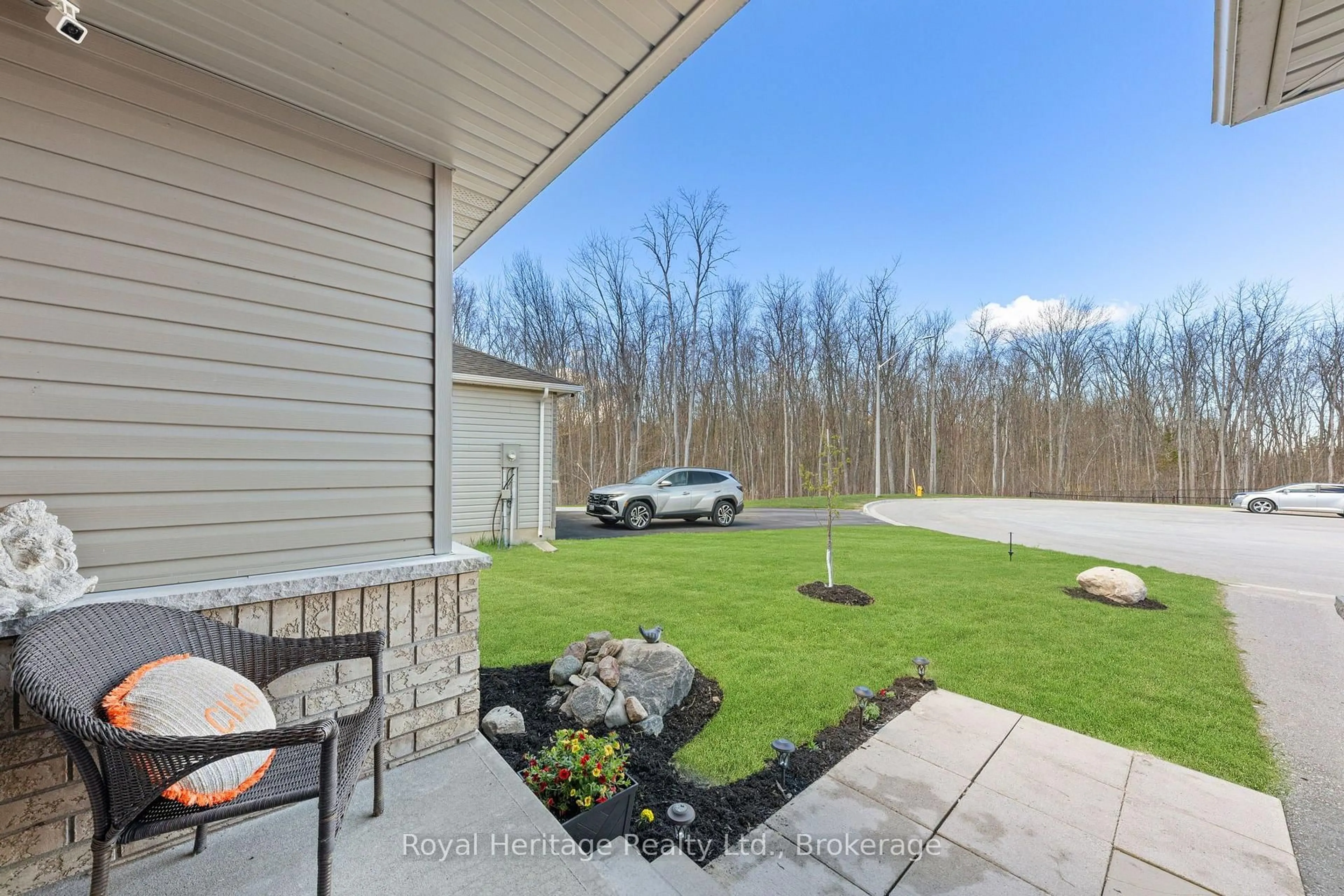 A pic from outside/outdoor area/front of a property/back of a property/a pic from drone, unknown for 55 Ralph Dalton Blvd, Tay Ontario L0K 2A0