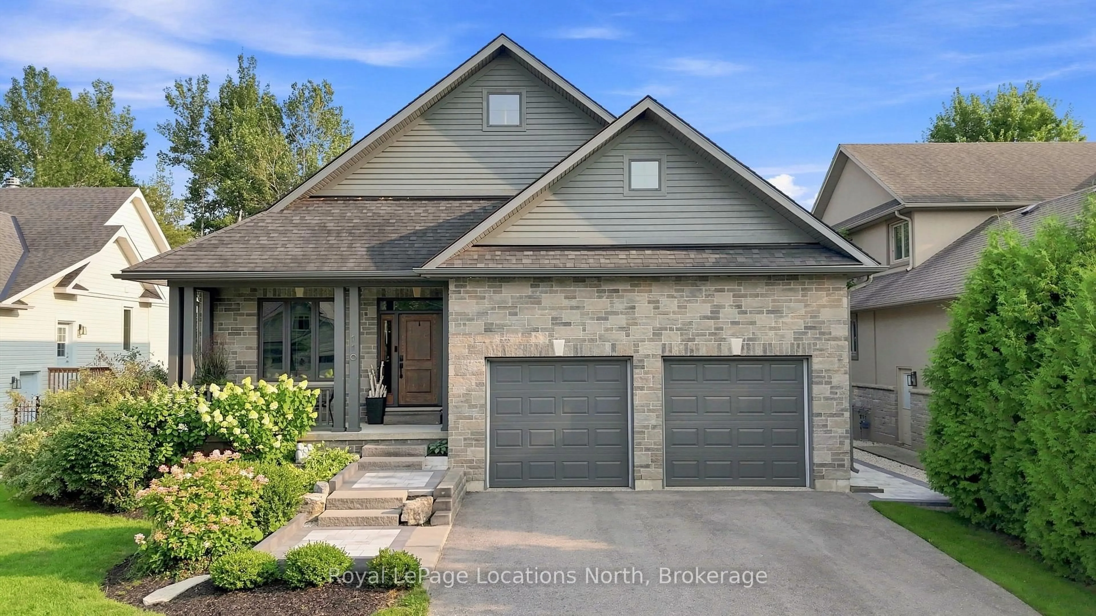 Home with brick exterior material, street for 110 Mary St, Collingwood Ontario L9Y 0G4