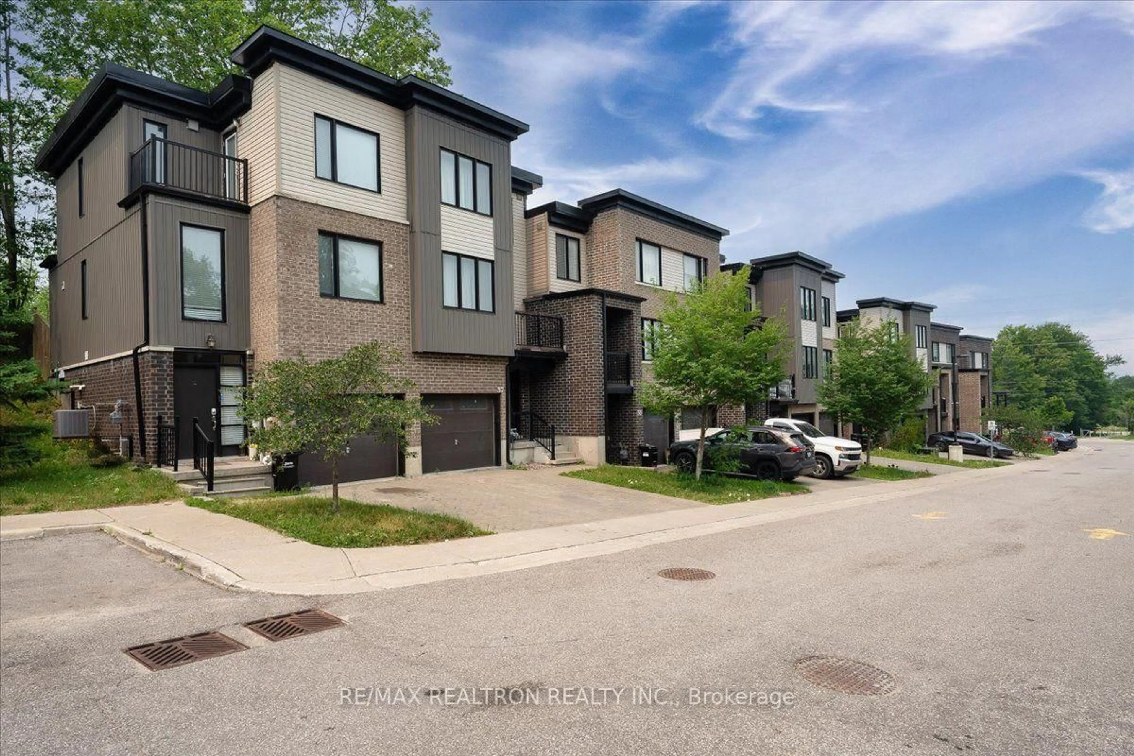 Unknown for 199 Ardagh Rd #37, Barrie Ontario L4N 0L1