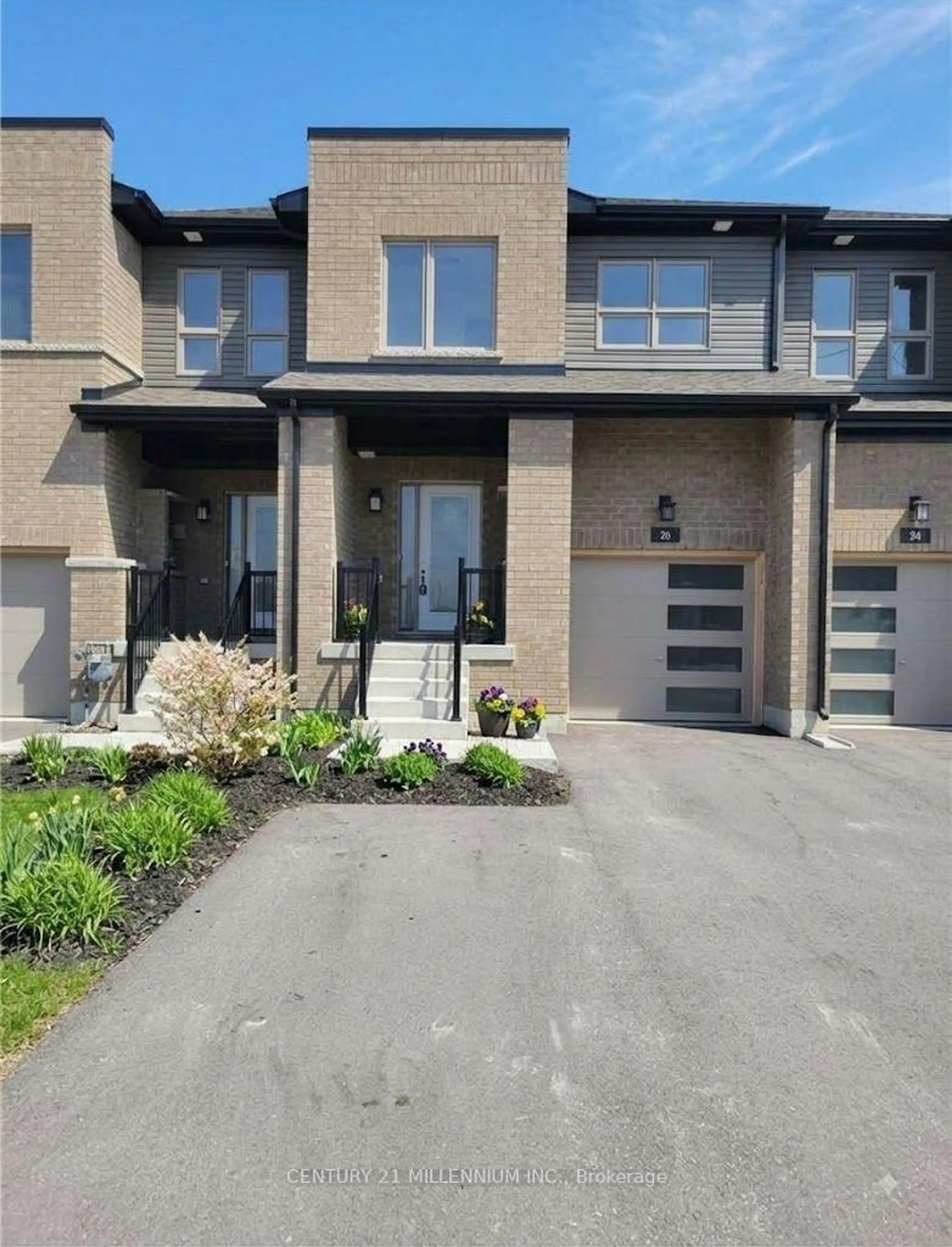Home with brick exterior material, street for 26 Westwood Ave, Barrie Ontario L9J 0M6
