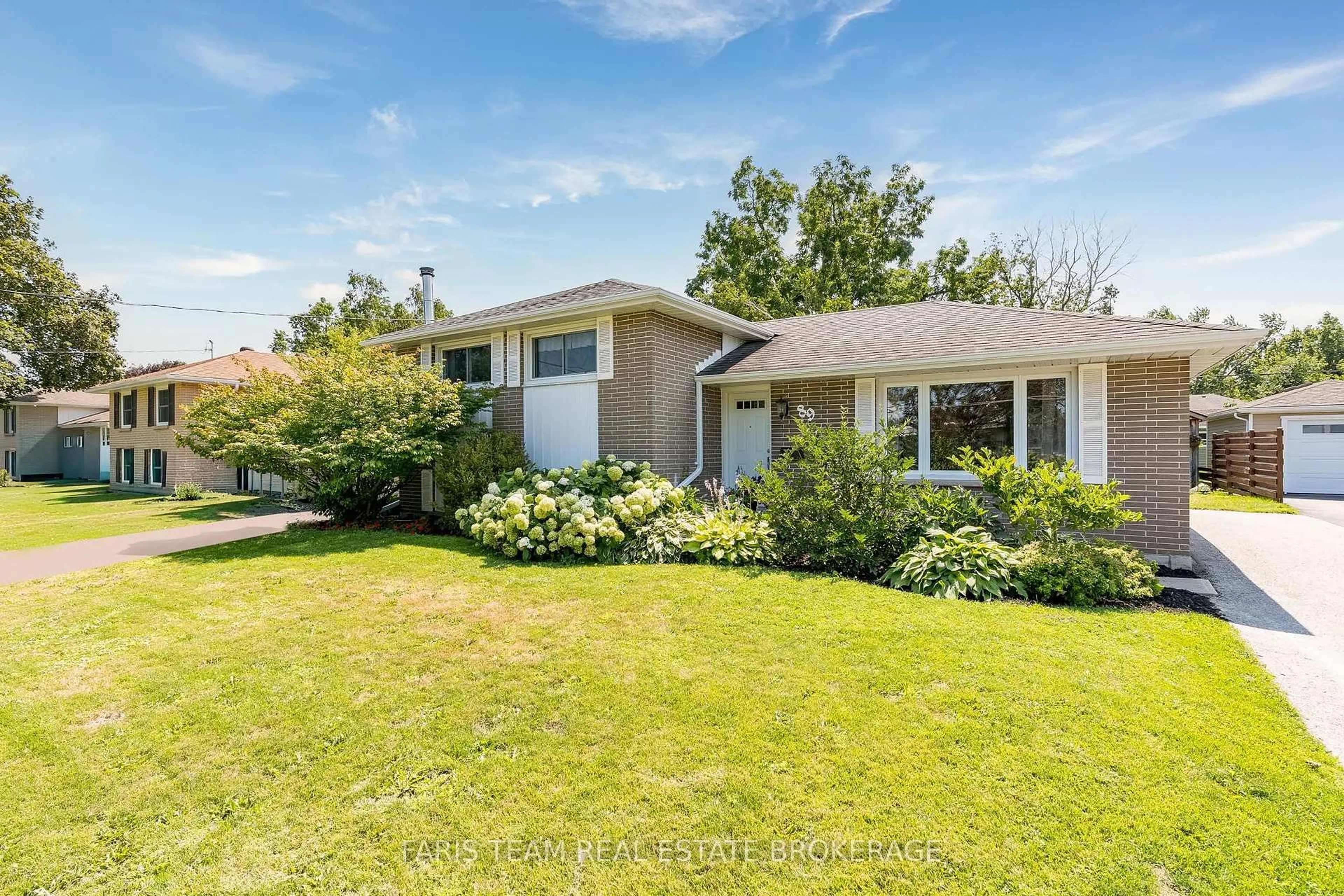 Unknown for 89 Steel St, Barrie Ontario L4M 2G1