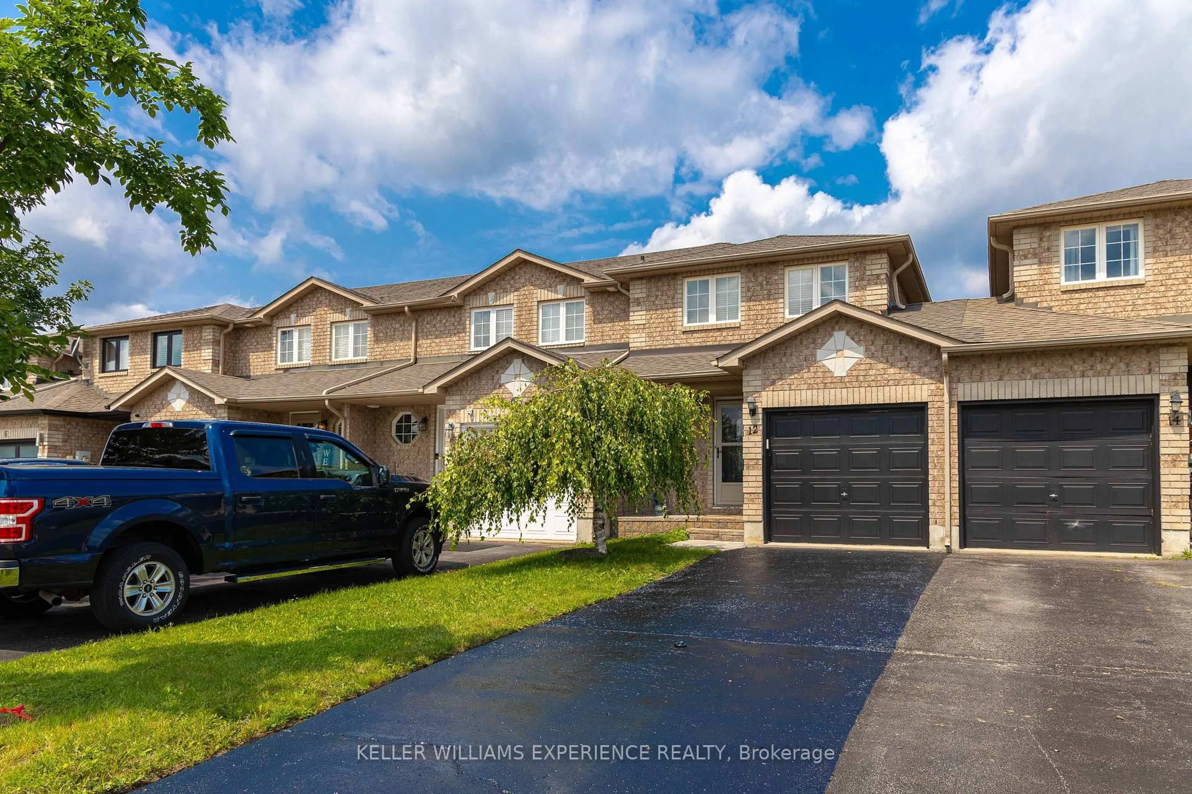 Home with vinyl exterior material, street for 12 Monarchy St, Barrie Ontario L4M 7K2
