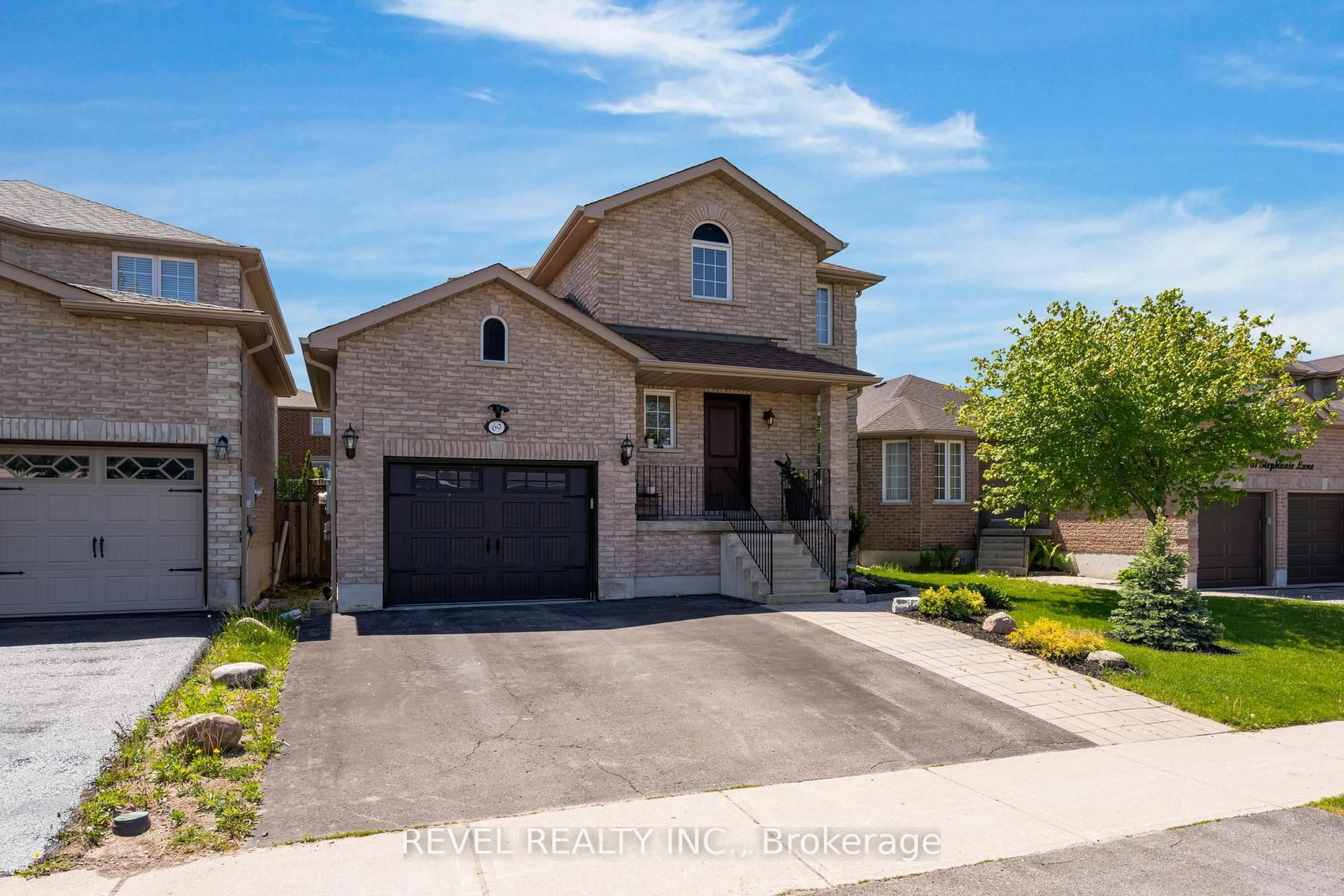 Home with brick exterior material, street for 69 Stephanie Lane, Barrie Ontario L4N 0V9