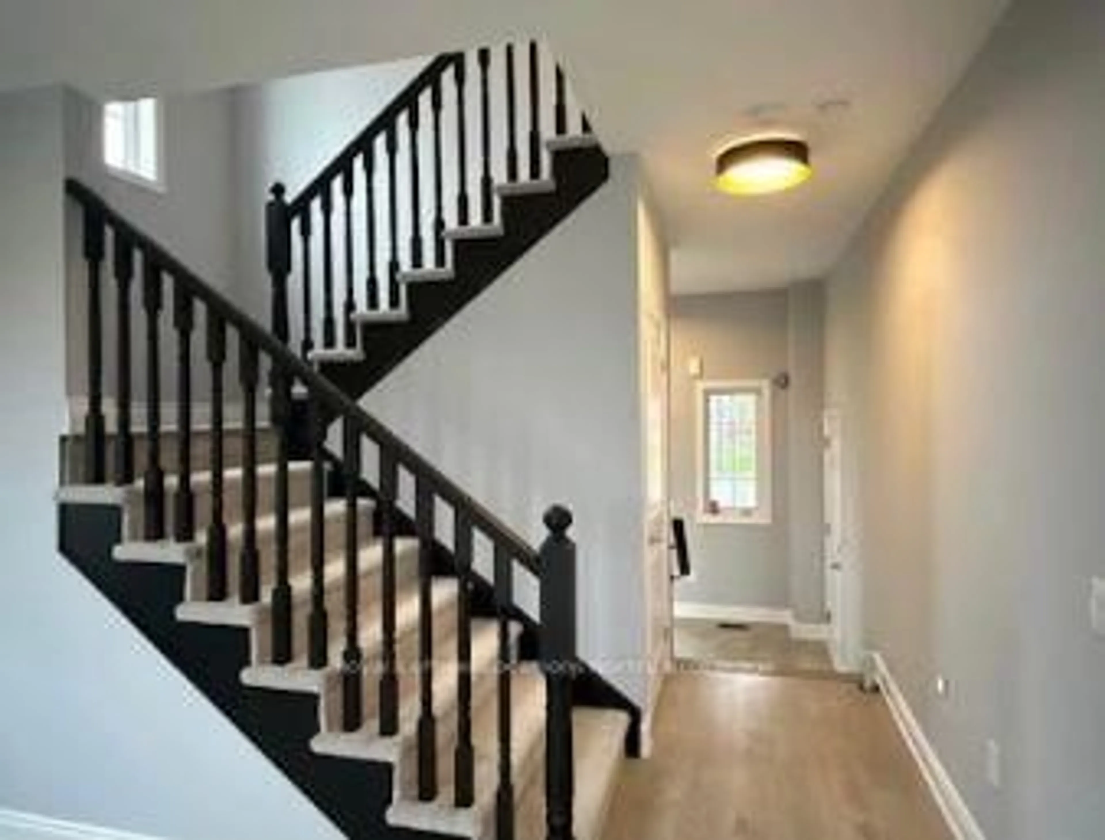 Stairs for 39 Stately Dr, Wasaga Beach Ontario L9Z 0L9