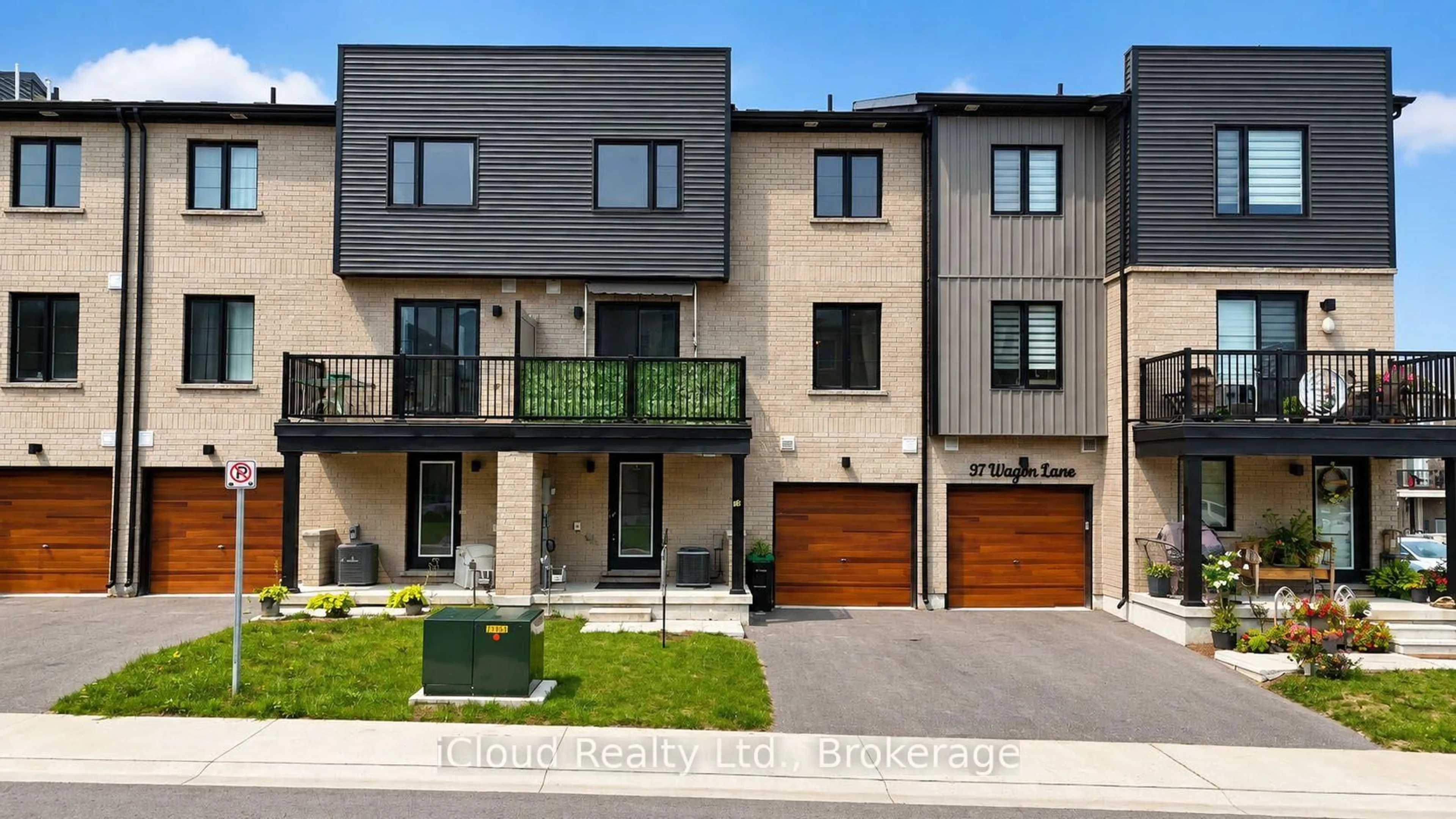 Home with brick exterior material, street for 35 Wagon Lane, Barrie Ontario L9J 0V4