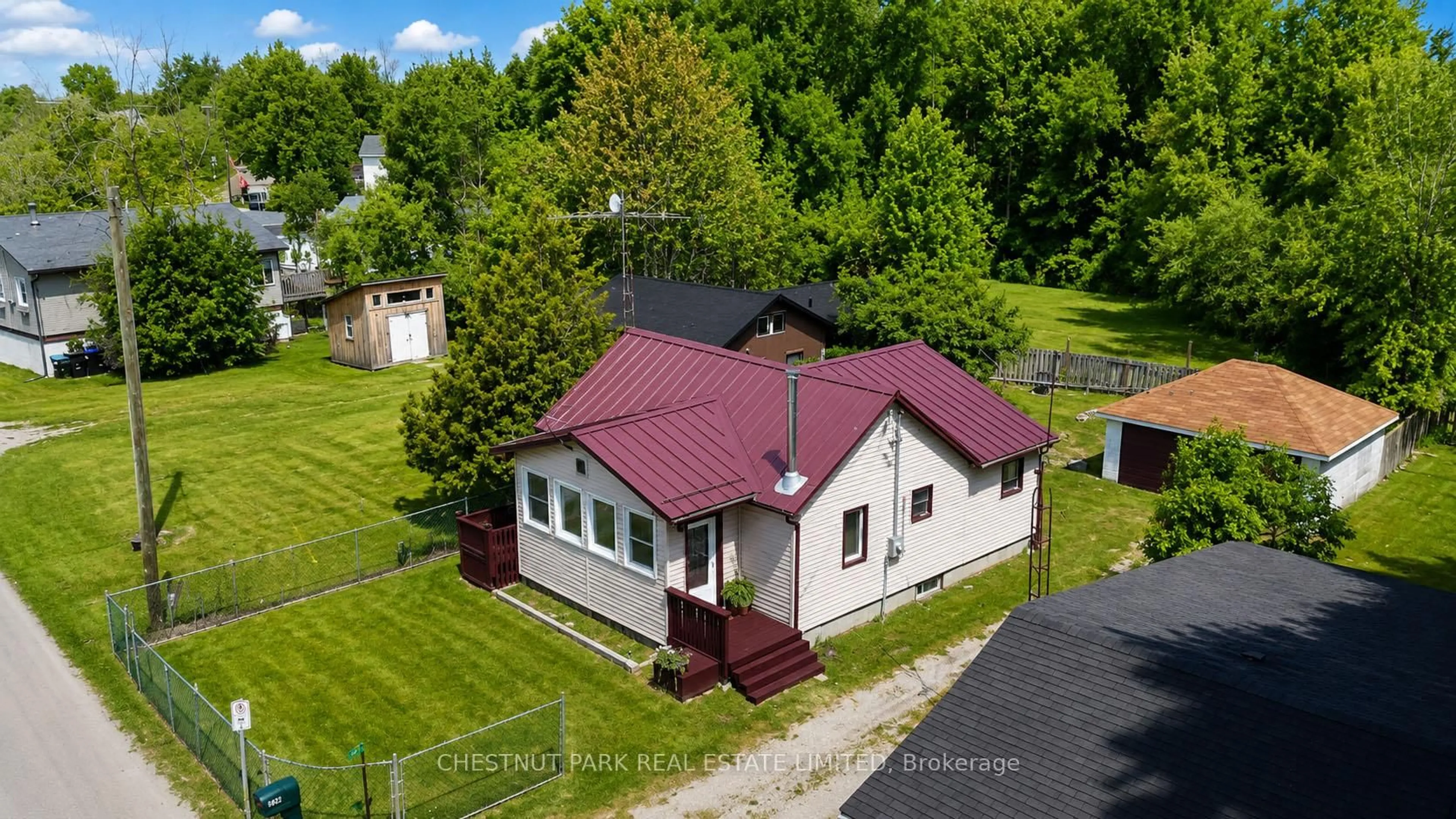 A pic from outside/outdoor area/front of a property/back of a property/a pic from drone, building for 1125 Ramara Road 47 Rd, Ramara Ontario L0K 1B0