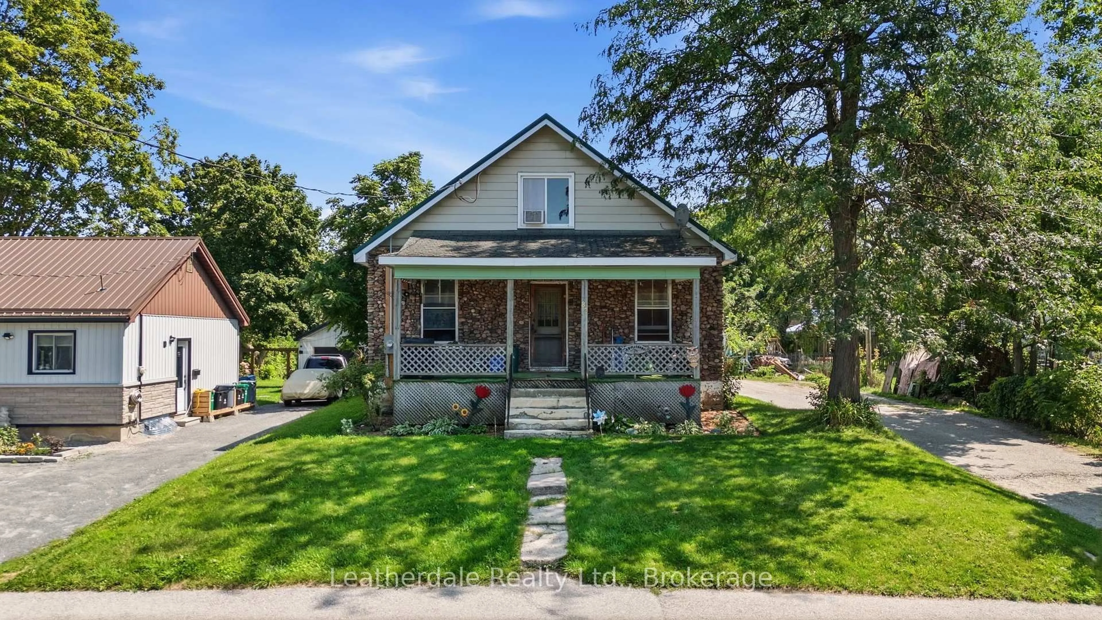 Home with brick exterior material, street for 87 Bond St, Orillia Ontario L3V 1J7