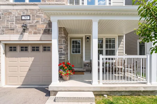 30 Hills Thistle Dr, Wasaga Beach 2