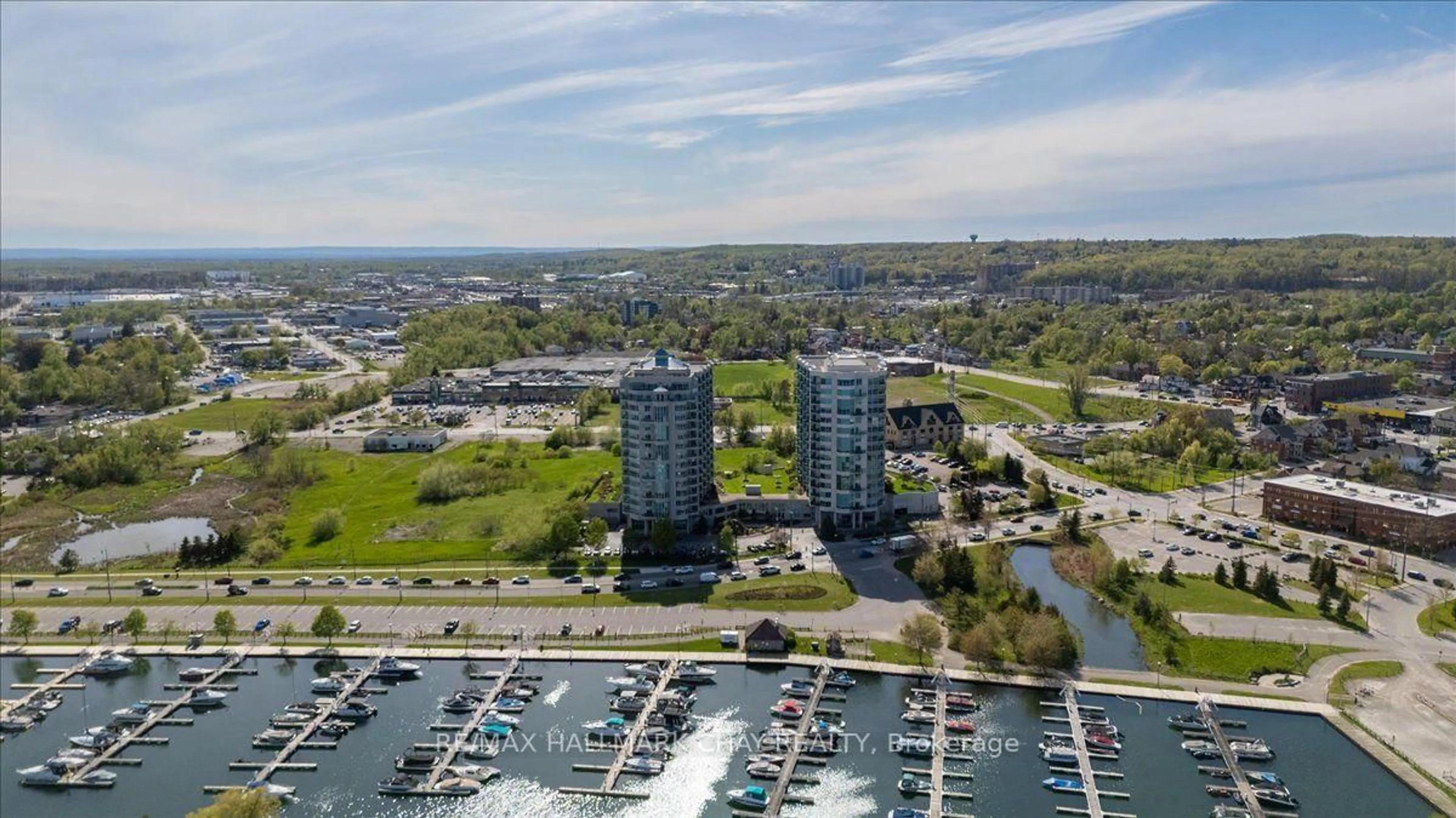 A pic from outside/outdoor area/front of a property/back of a property/a pic from drone, water/lake/river/ocean view for 6 Toronto St #1608, Barrie Ontario L4N 9R2
