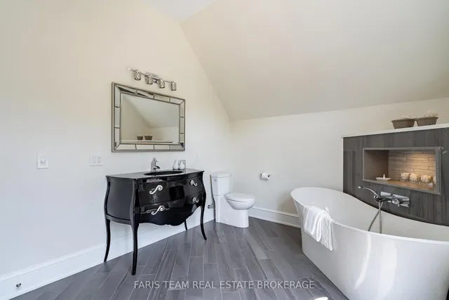 6 Midves Crt, Springwater 4