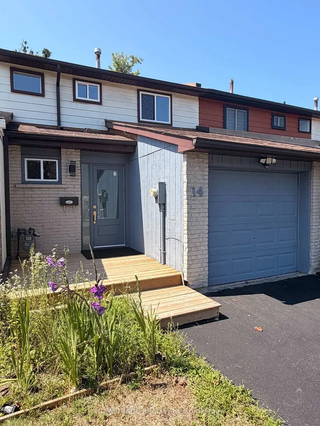 14 Chaucer Cres, Barrie 3
