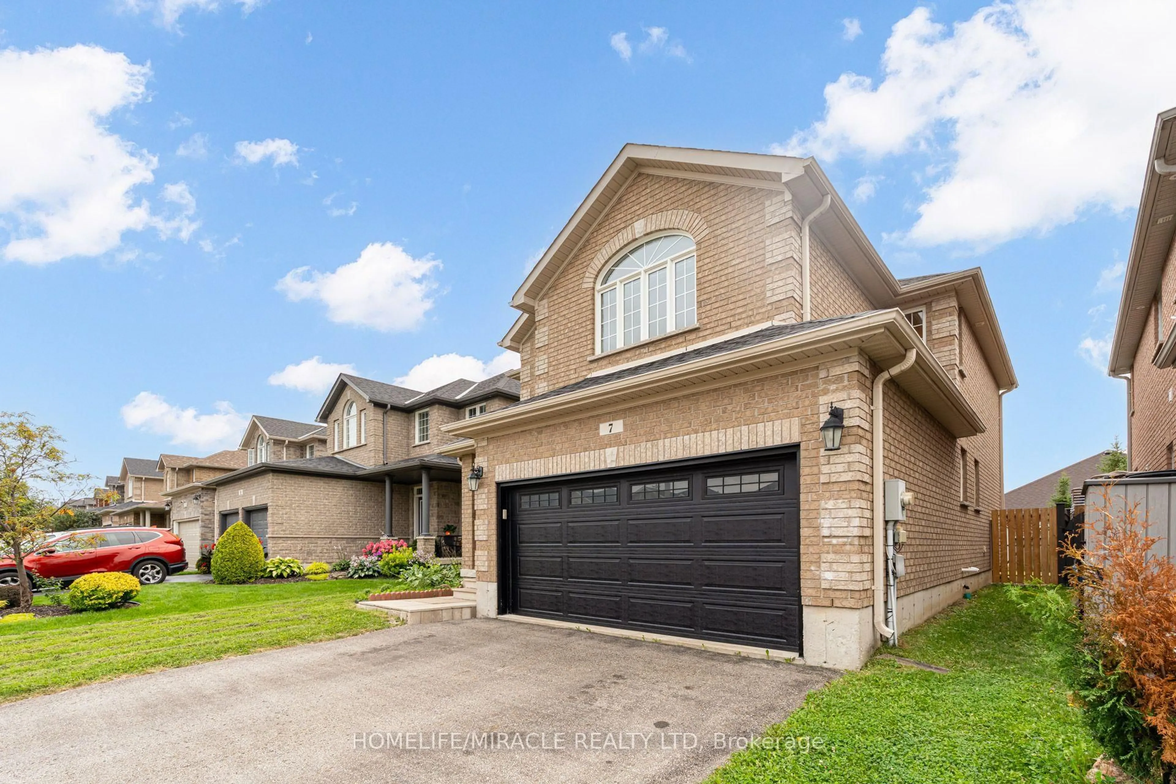 Home with brick exterior material, street for 7 Empire Dr, Barrie Ontario L4N 0Y9