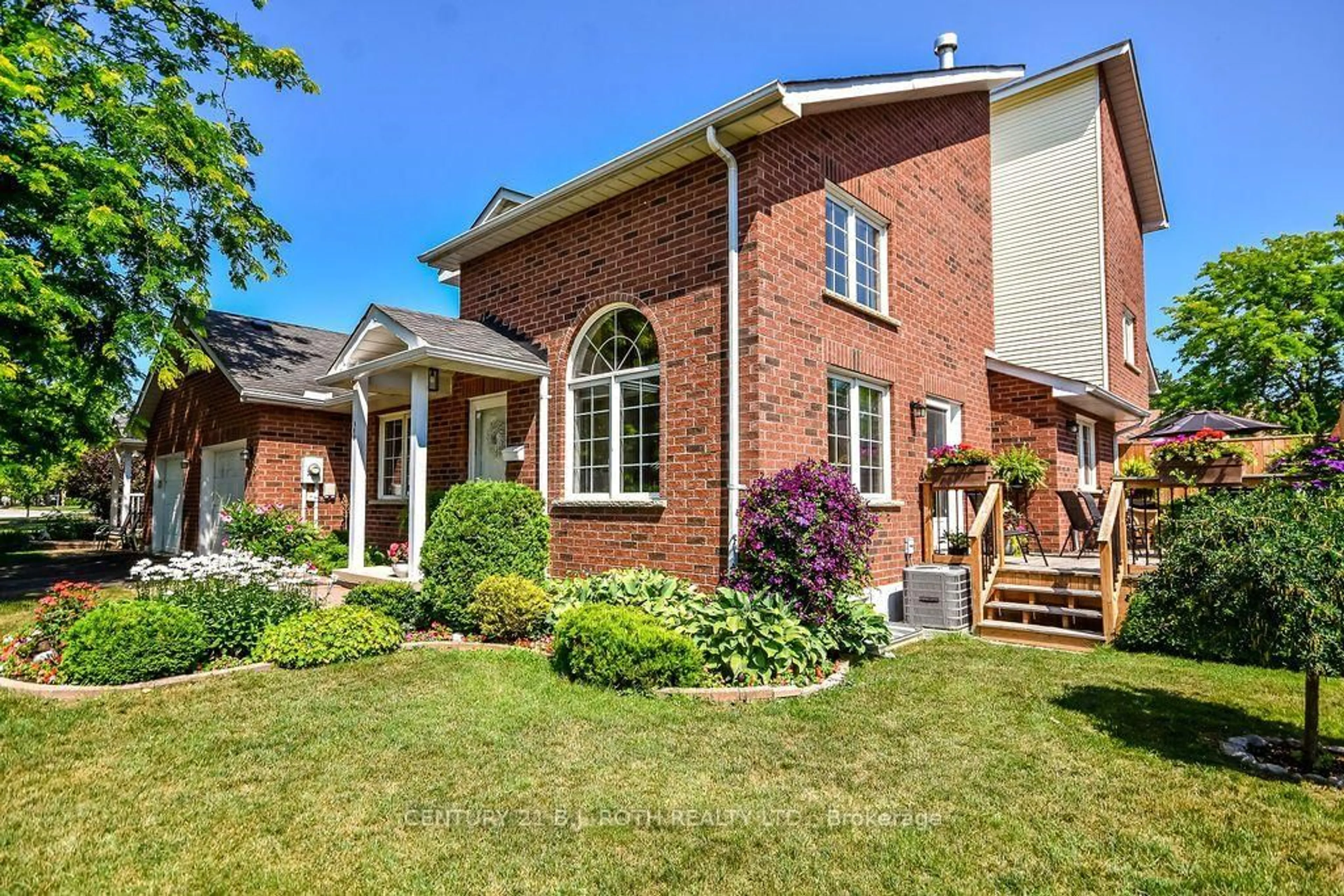Home with brick exterior material, street for 60 MUSEUM Dr #505, Orillia Ontario L3V 7T9