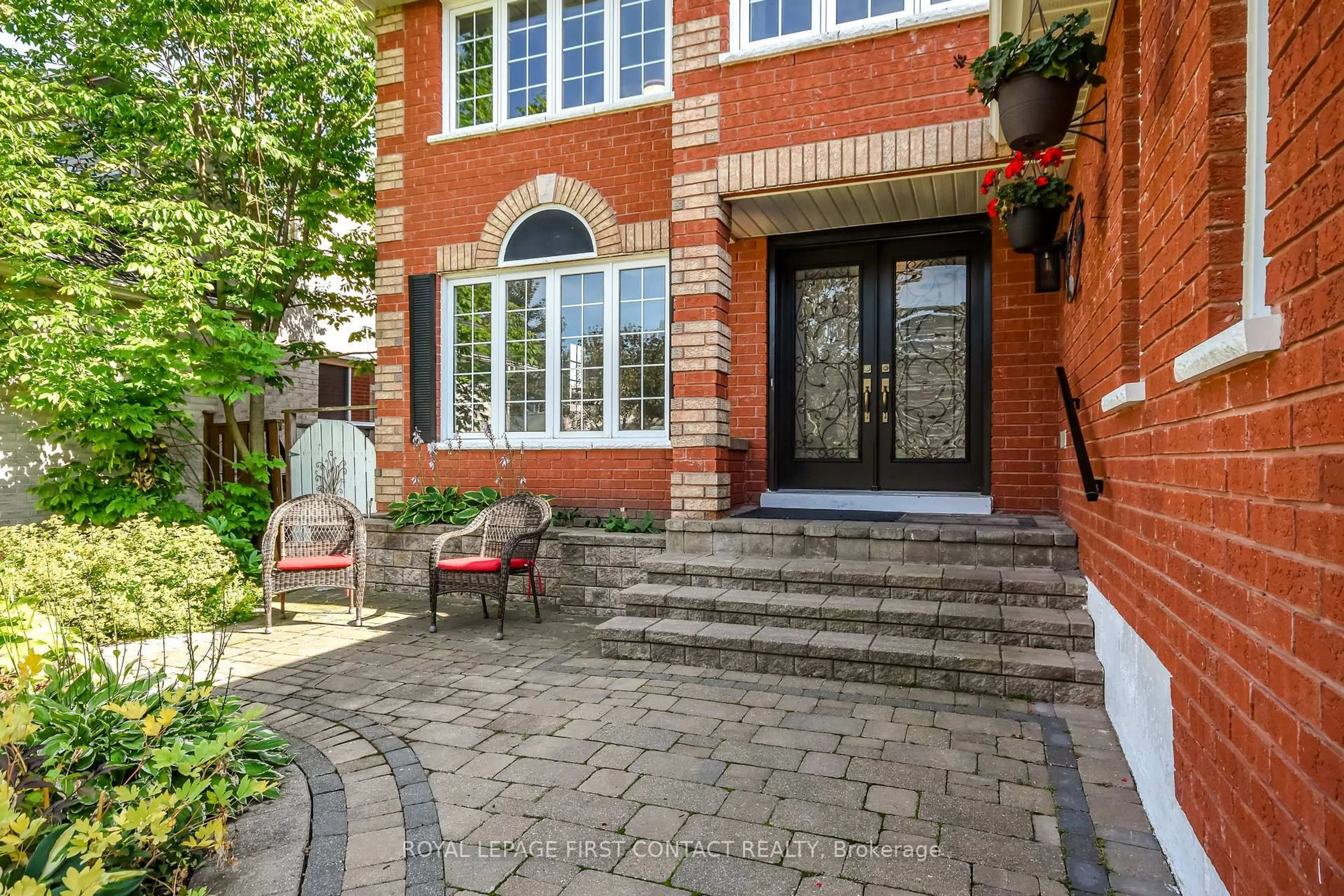 Home with brick exterior material, street for 34 Bear Creek Dr, Barrie Ontario L4N 9M6