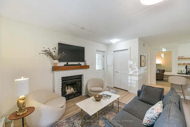 19 Dawson Dr #42, Collingwood 4