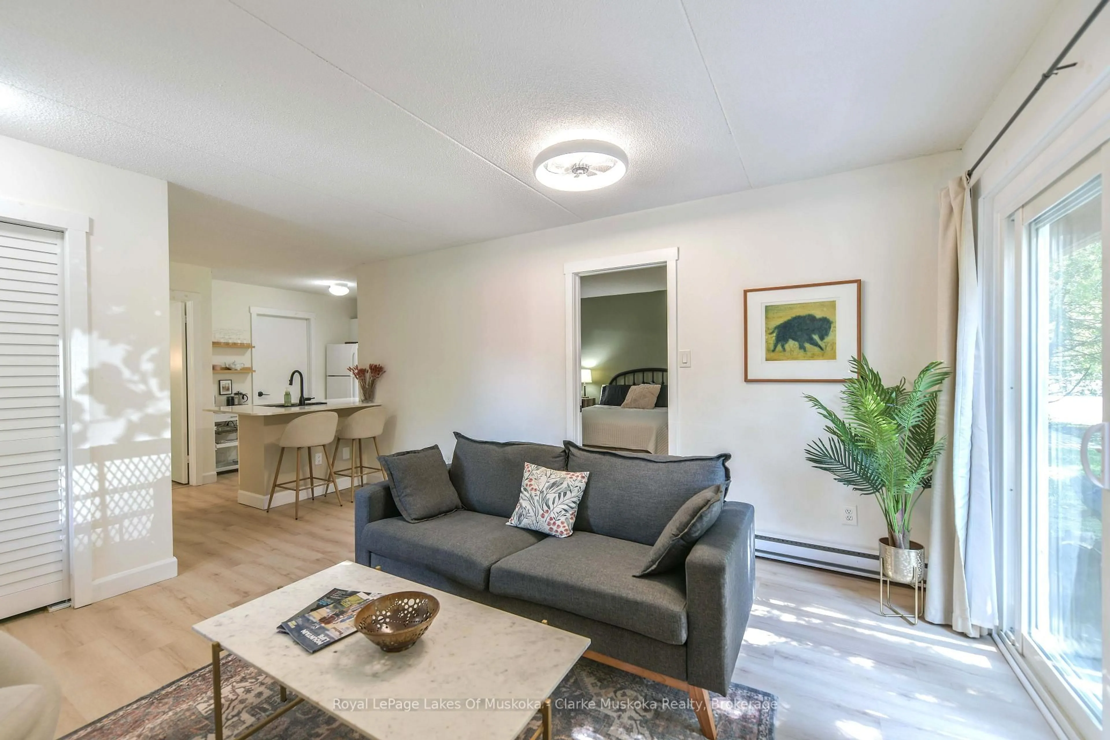Living room with furniture, unknown for 19 Dawson Dr #42, Collingwood Ontario L9Y 5B4