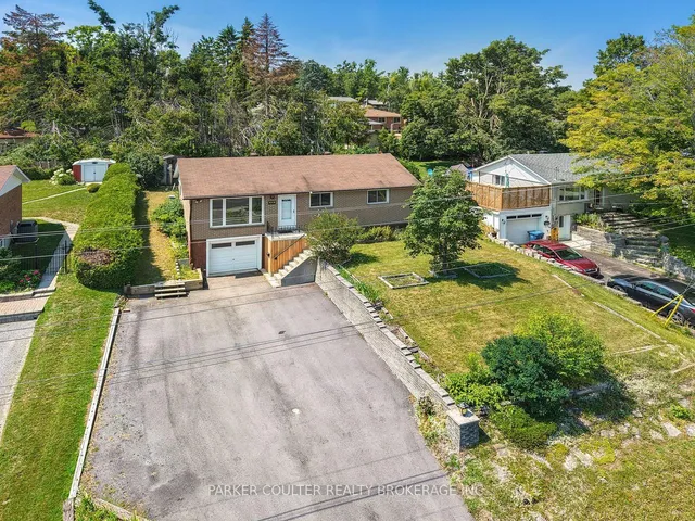 636 Mississaga St, Orillia 2