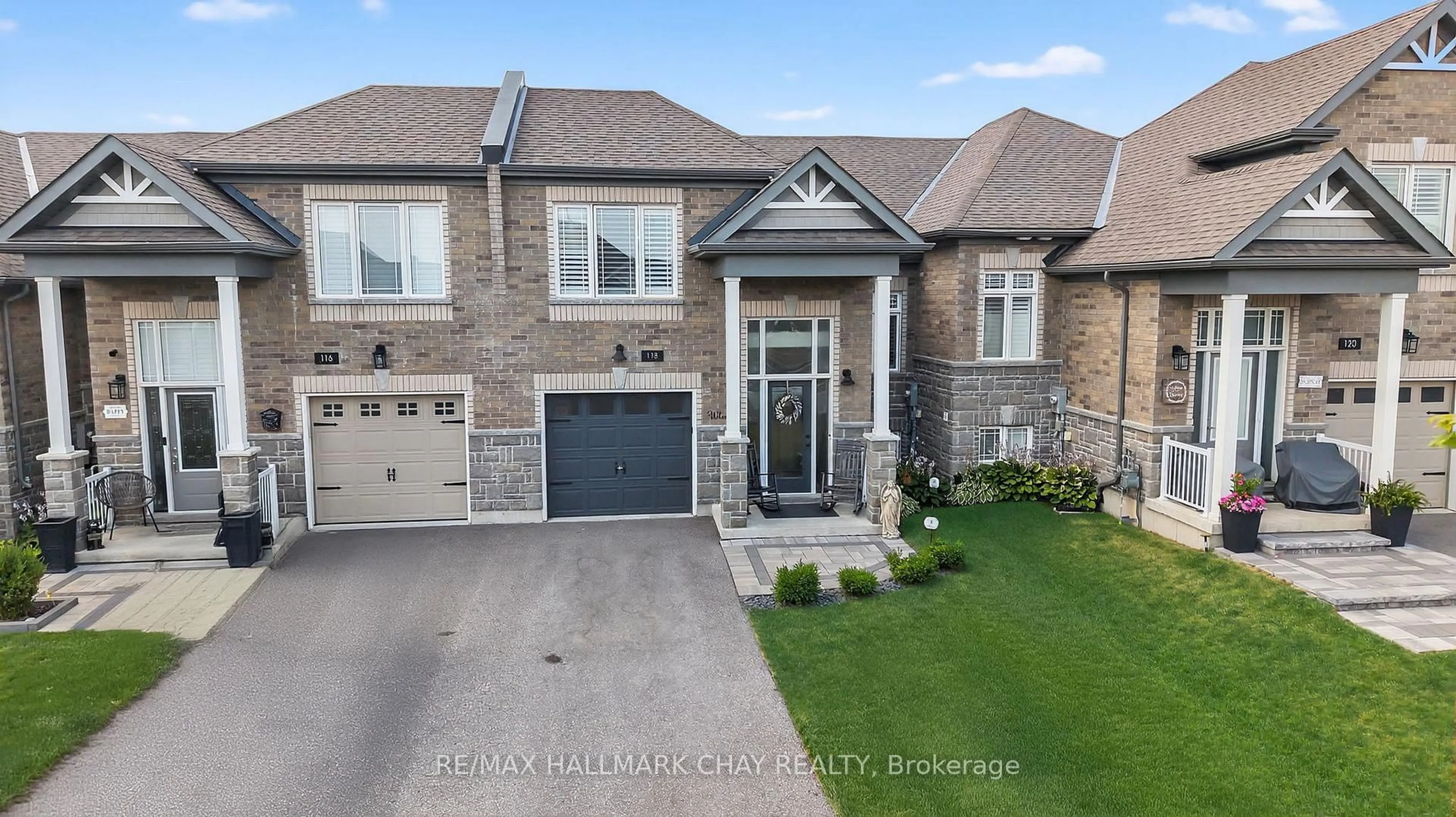 Home with brick exterior material, street for 118 Isabella Dr, Orillia Ontario L3V 8K7