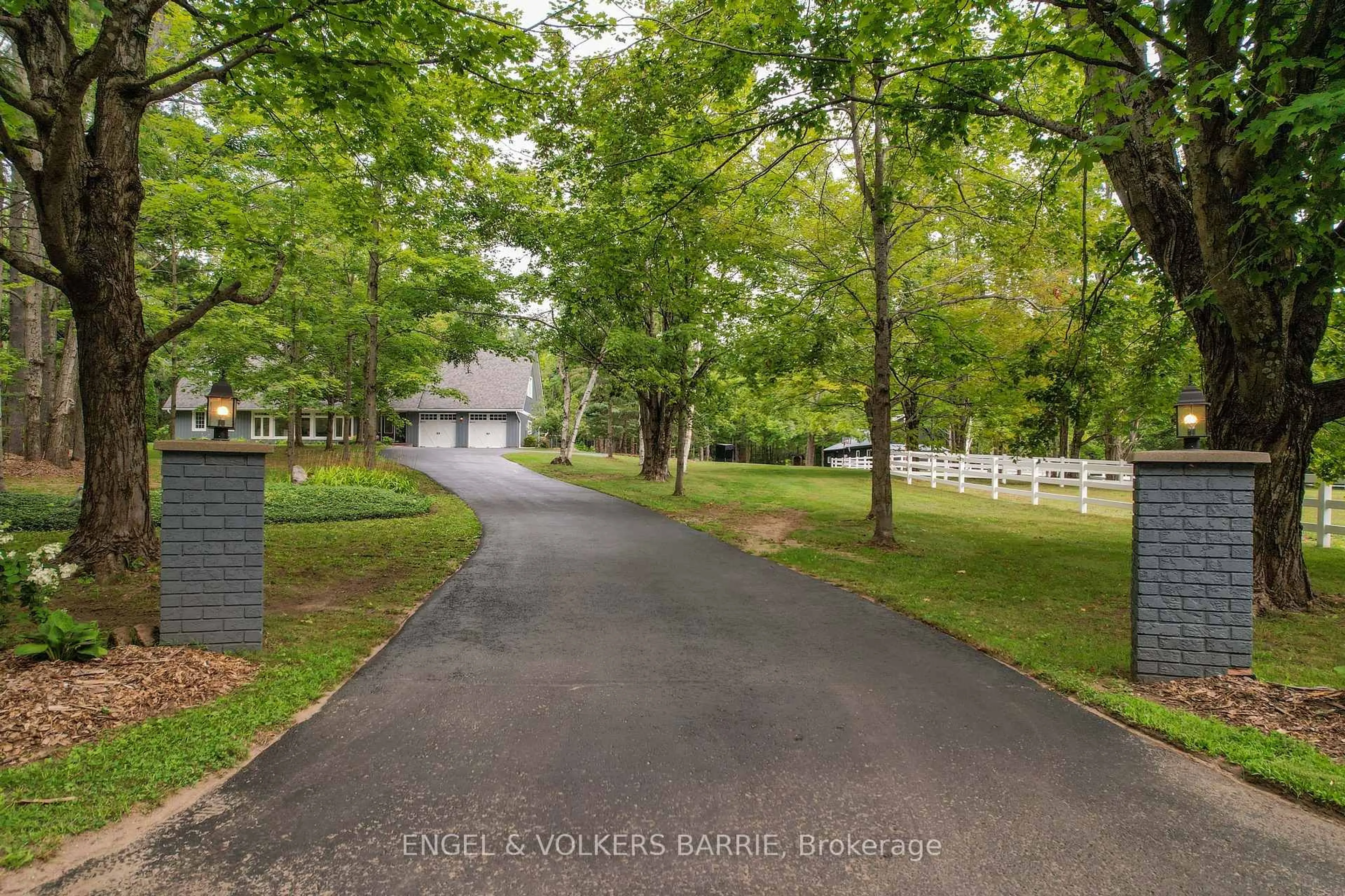 A pic from outside/outdoor area/front of a property/back of a property/a pic from drone, street for 1304 Bass Lake Side Road, Oro-Medonte Ontario L0L 2L0