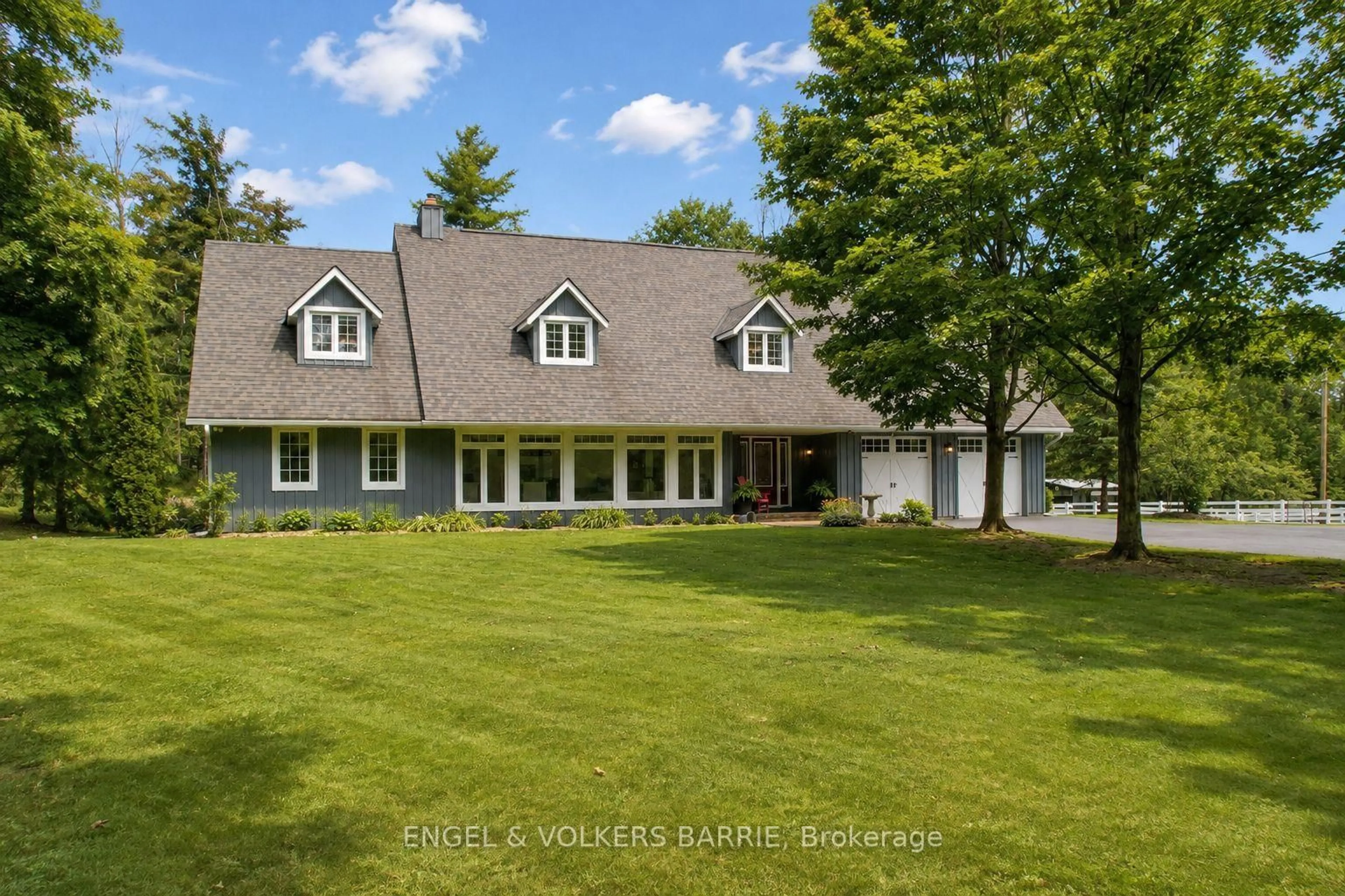 A pic from outside/outdoor area/front of a property/back of a property/a pic from drone, unknown for 1304 Bass Lake Side Road, Oro-Medonte Ontario L0L 2L0