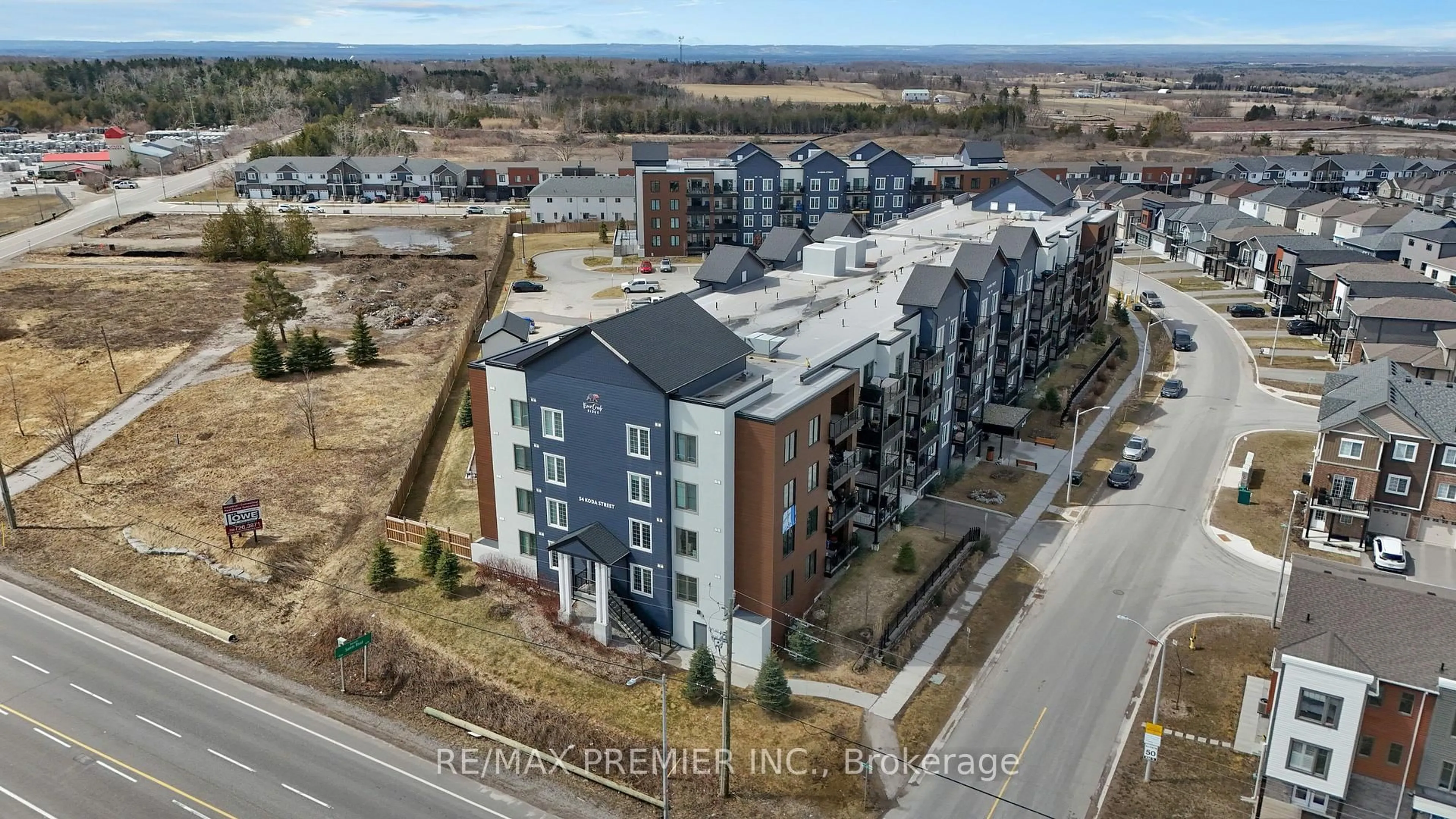 A pic from outside/outdoor area/front of a property/back of a property/a pic from drone, unknown for 54 Koda St #417, Barrie Ontario L9J 0J6