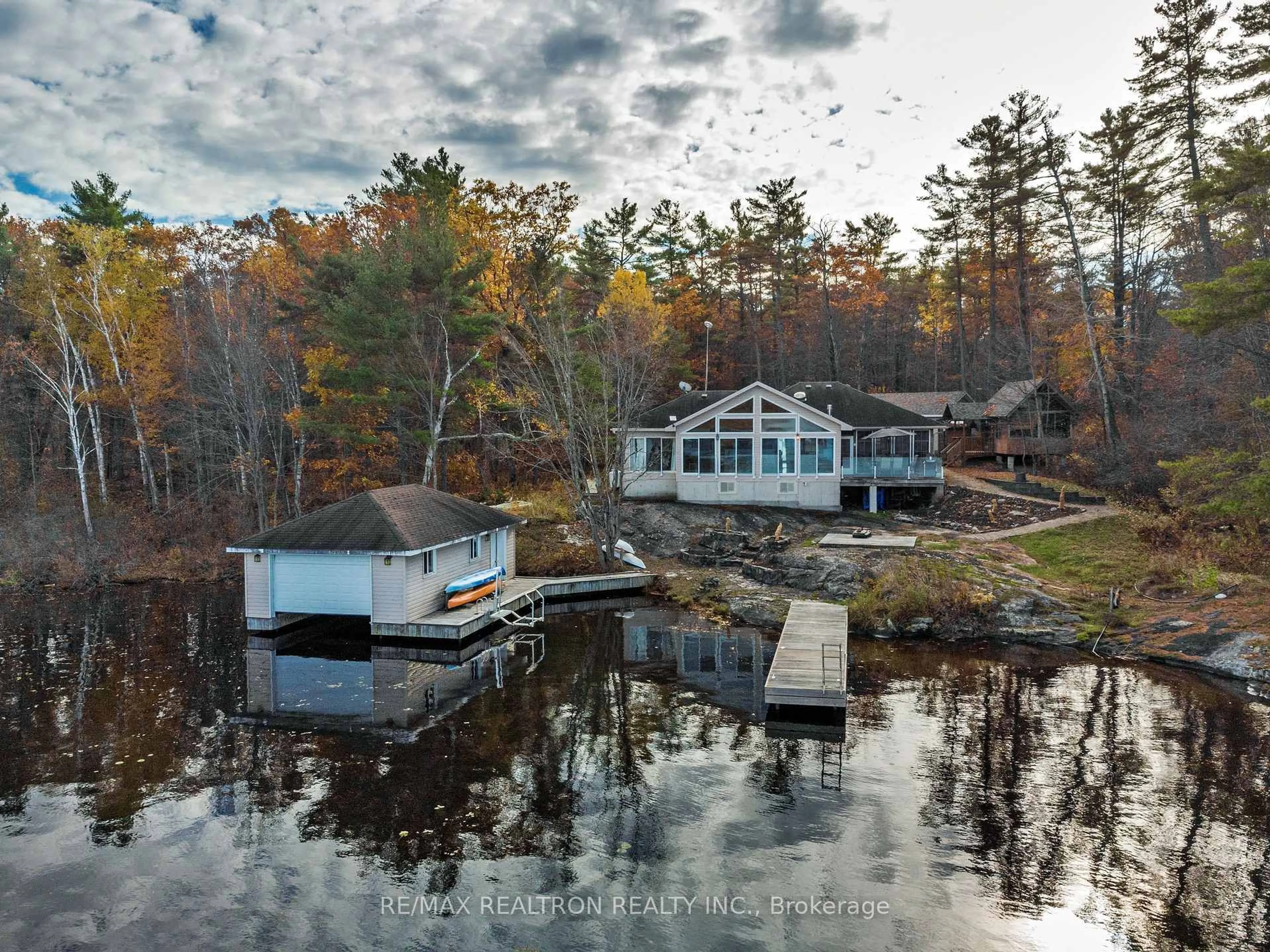 A pic from outside/outdoor area/front of a property/back of a property/a pic from drone, water/lake/river/ocean view for 3800 Elva Lane, Severn Ontario L0K 1E0