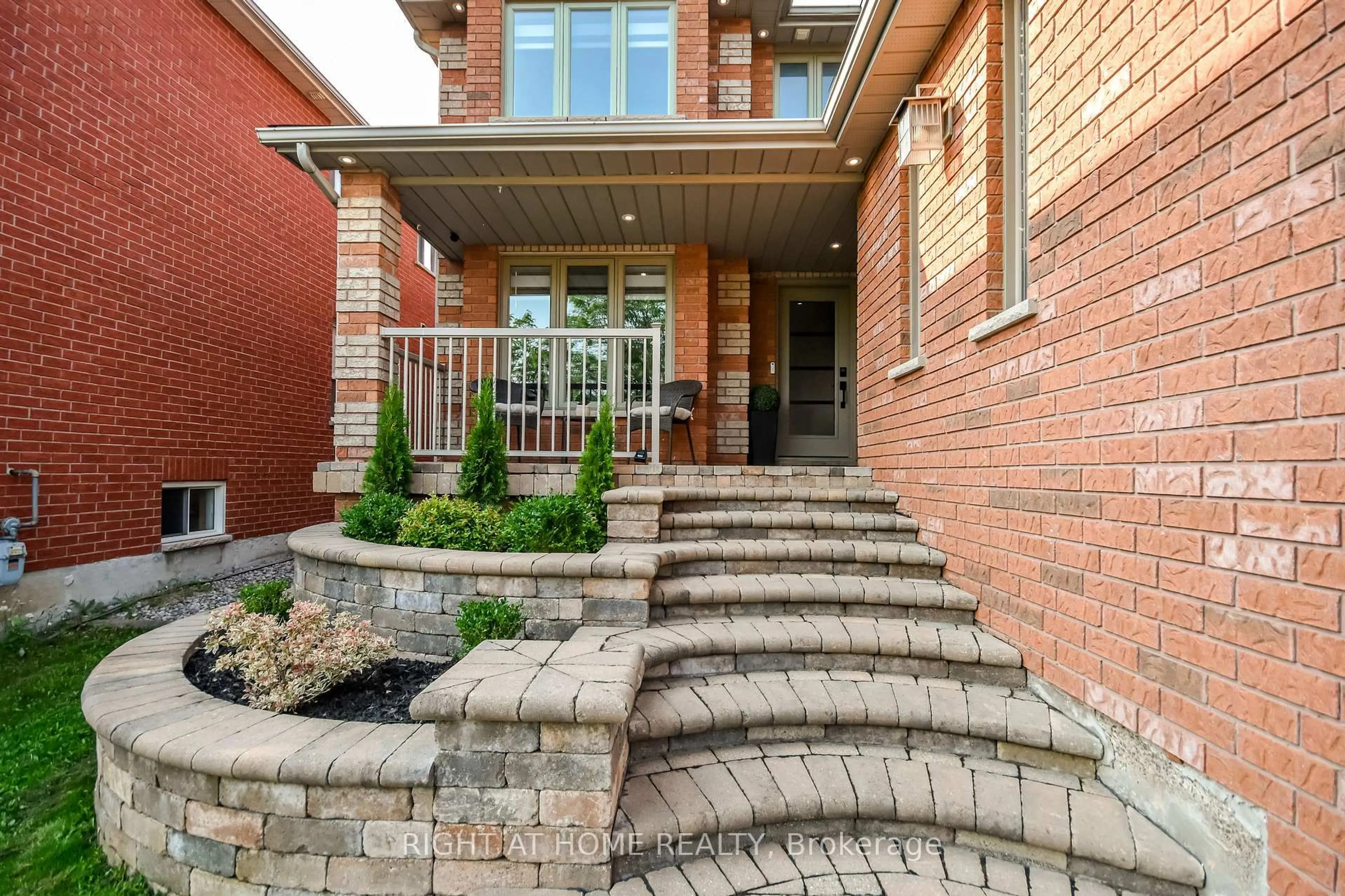 Home with brick exterior material, street for 112 Birchwood Dr, Barrie Ontario L4M 6X4