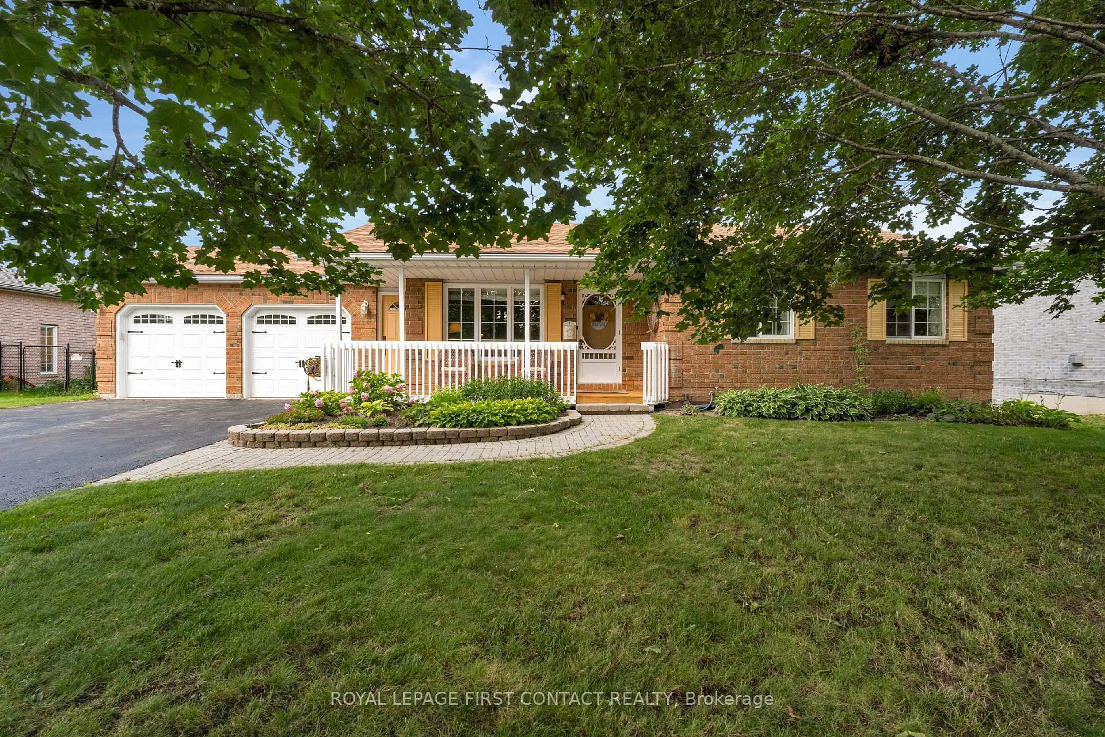 Home with brick exterior material, street for 22 Procee Circ, Oro-Medonte Ontario L4M 4Y8