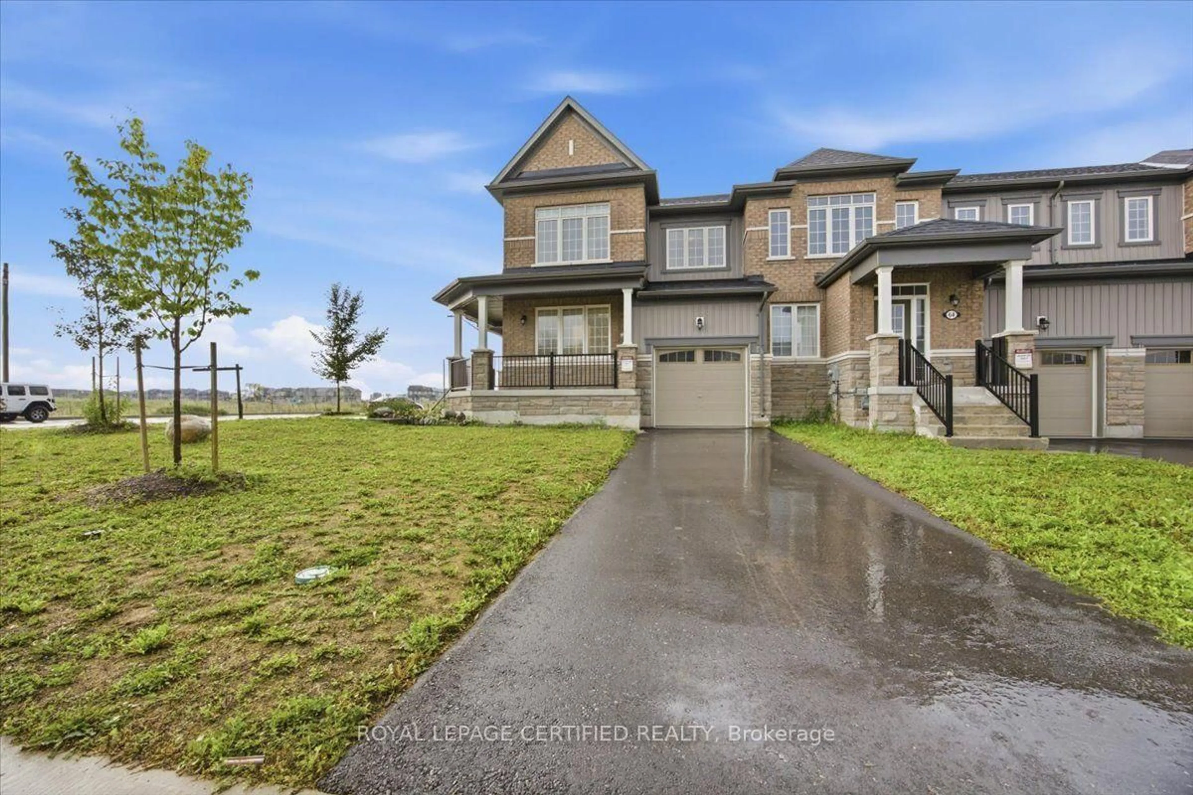 A pic from outside/outdoor area/front of a property/back of a property/a pic from drone, water/lake/river/ocean view for 66 Stately Dr, Wasaga Beach Ontario L9Z 0L6