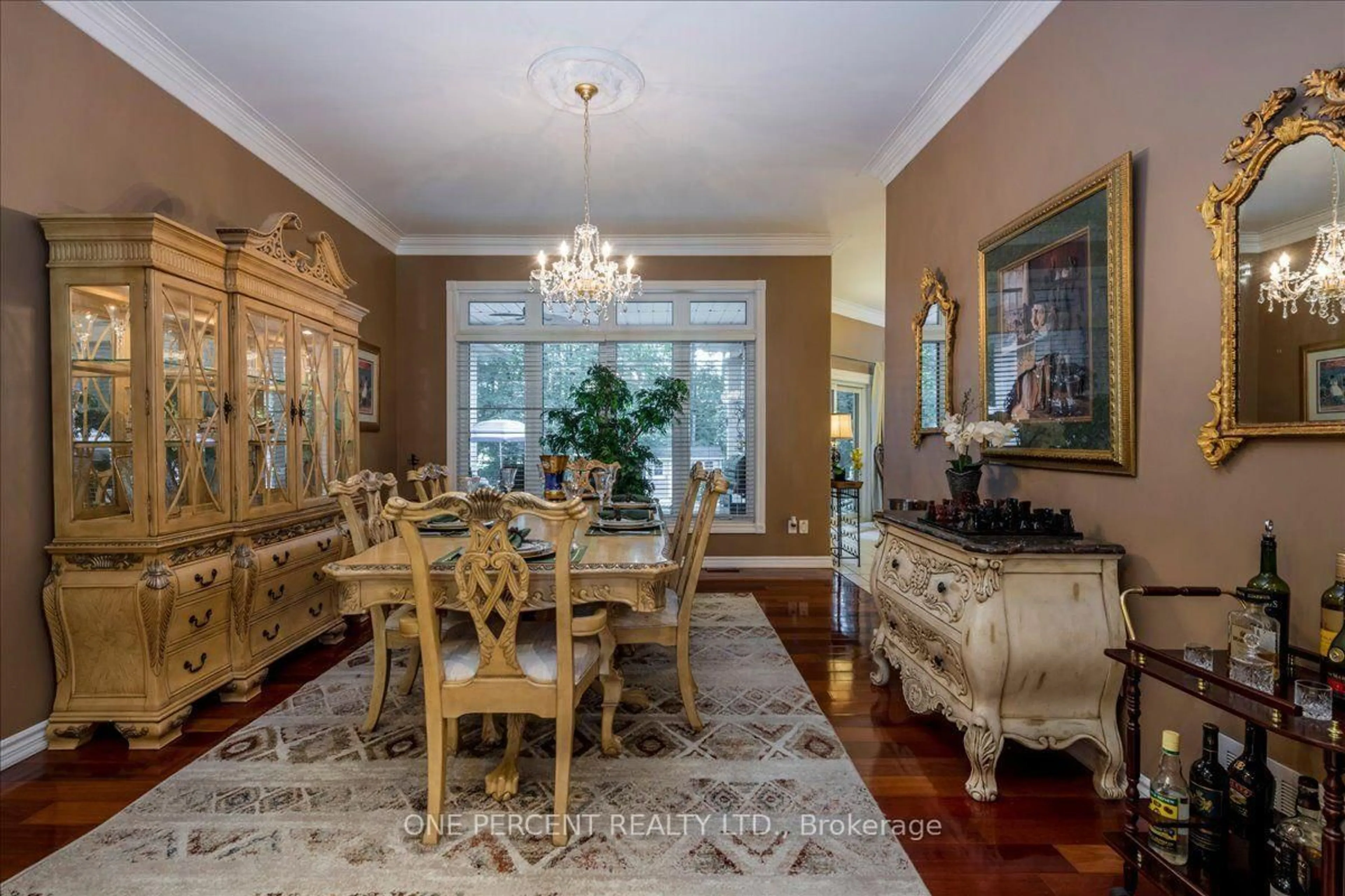 Dining room, unknown for 9 Laddie Lane, Springwater Ontario L9X 0C3