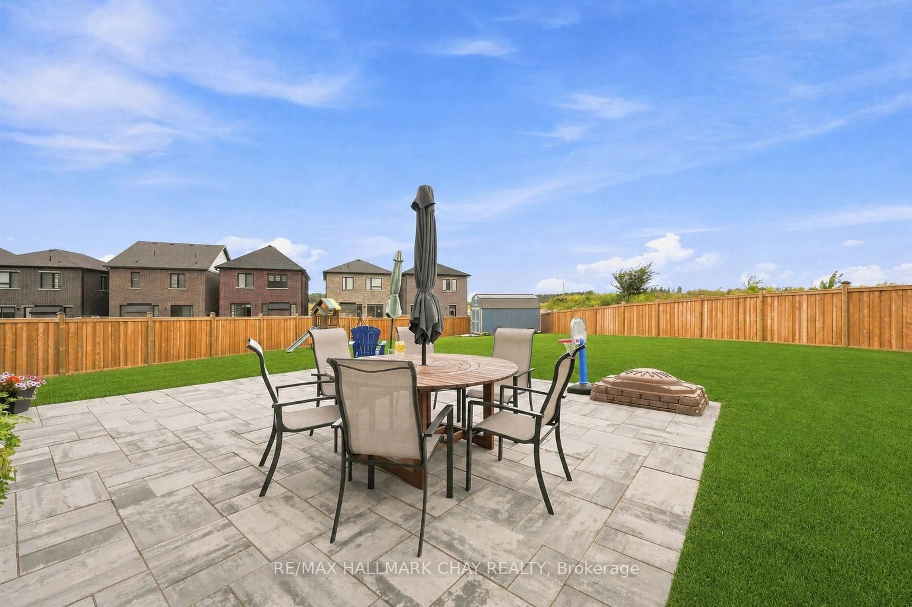 Patio, unknown for 90 McBride Tr, Barrie Ontario L9J 0Y6