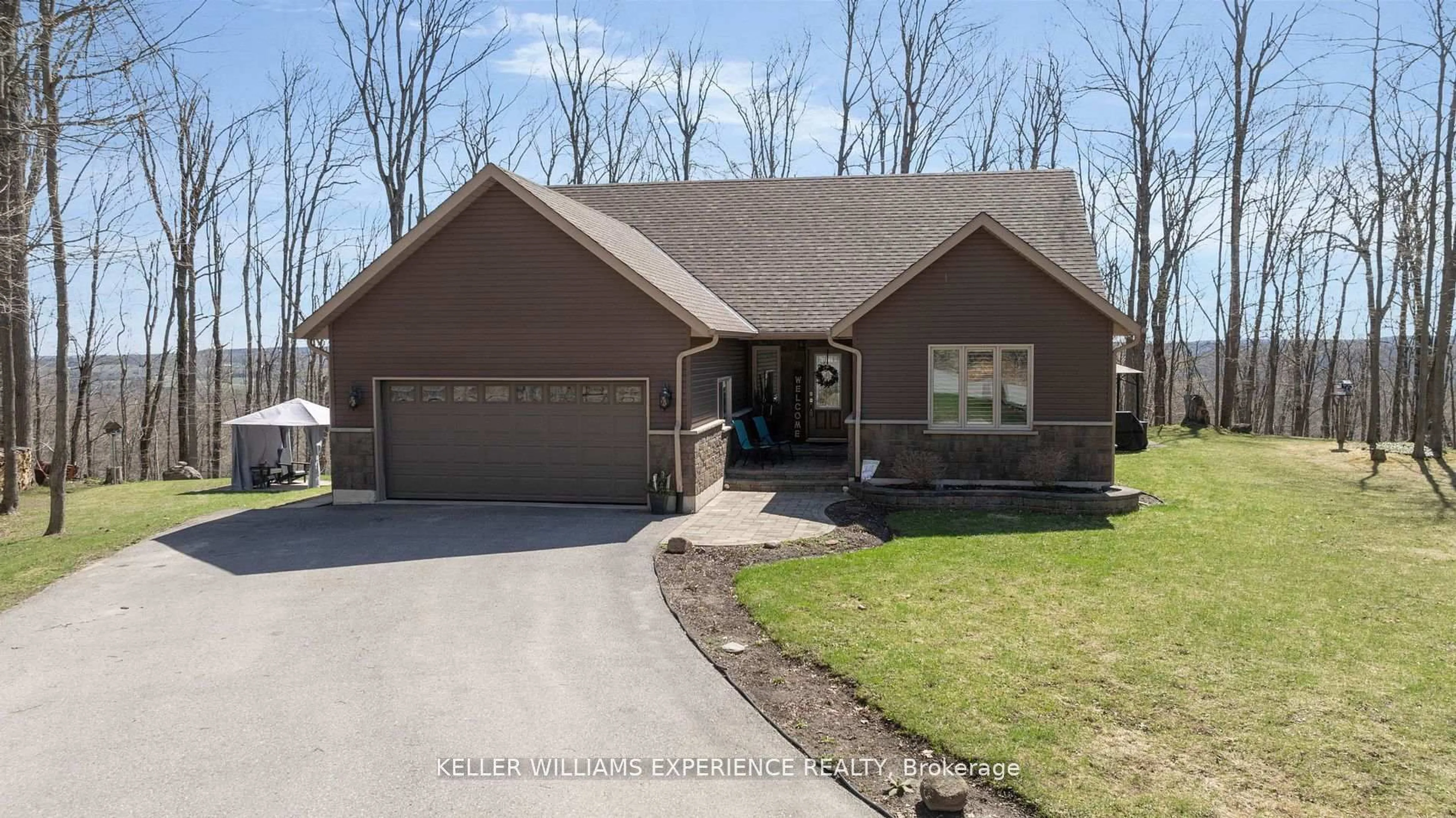 Home with brick exterior material, street for 5305 Line 7, Oro-Medonte Ontario L0K 1N0